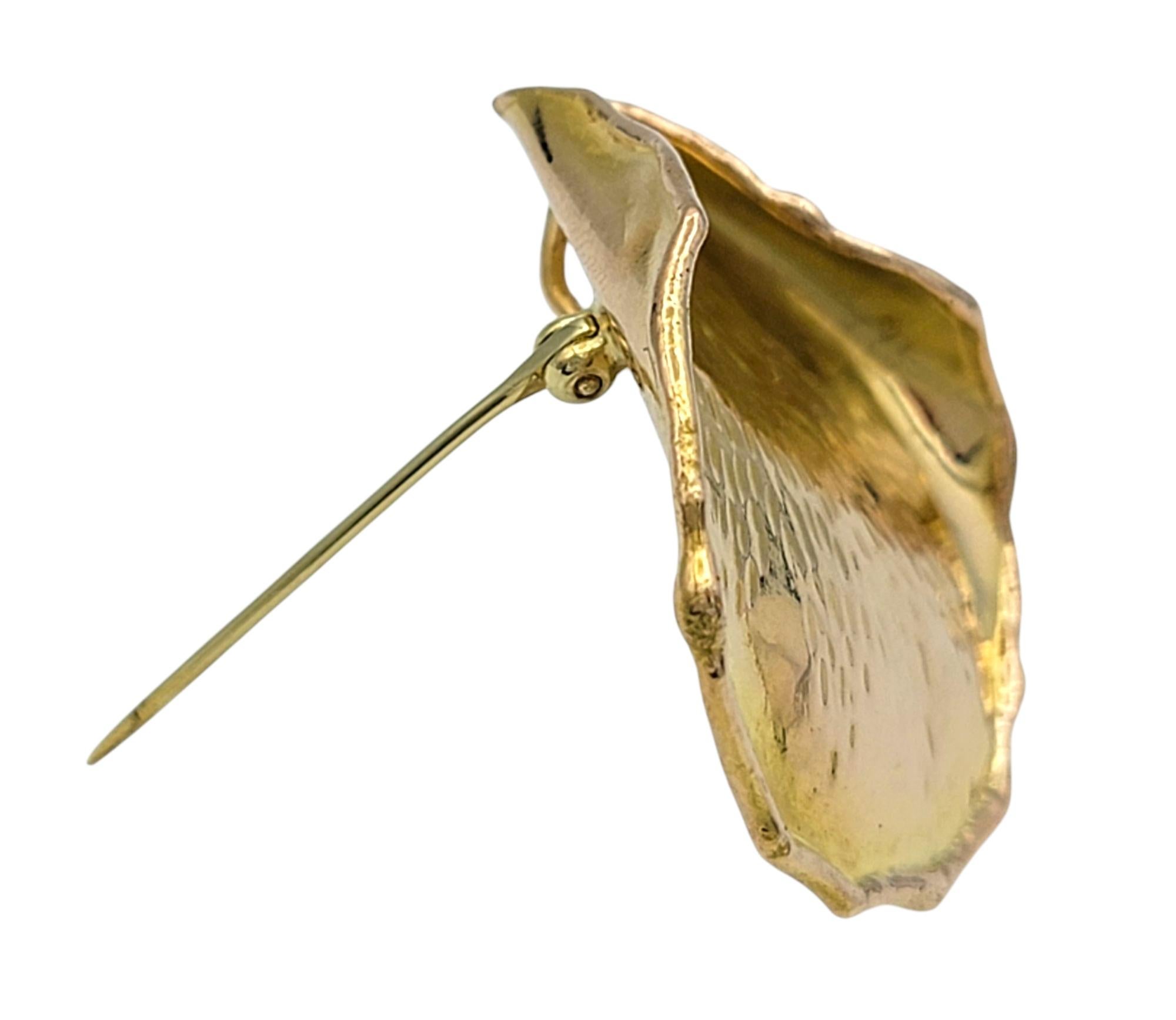 Vintage Tiffany & Co. Angela Cummings Rose Petal Brooch/Pendant in 18 Karat Gold For Sale 4