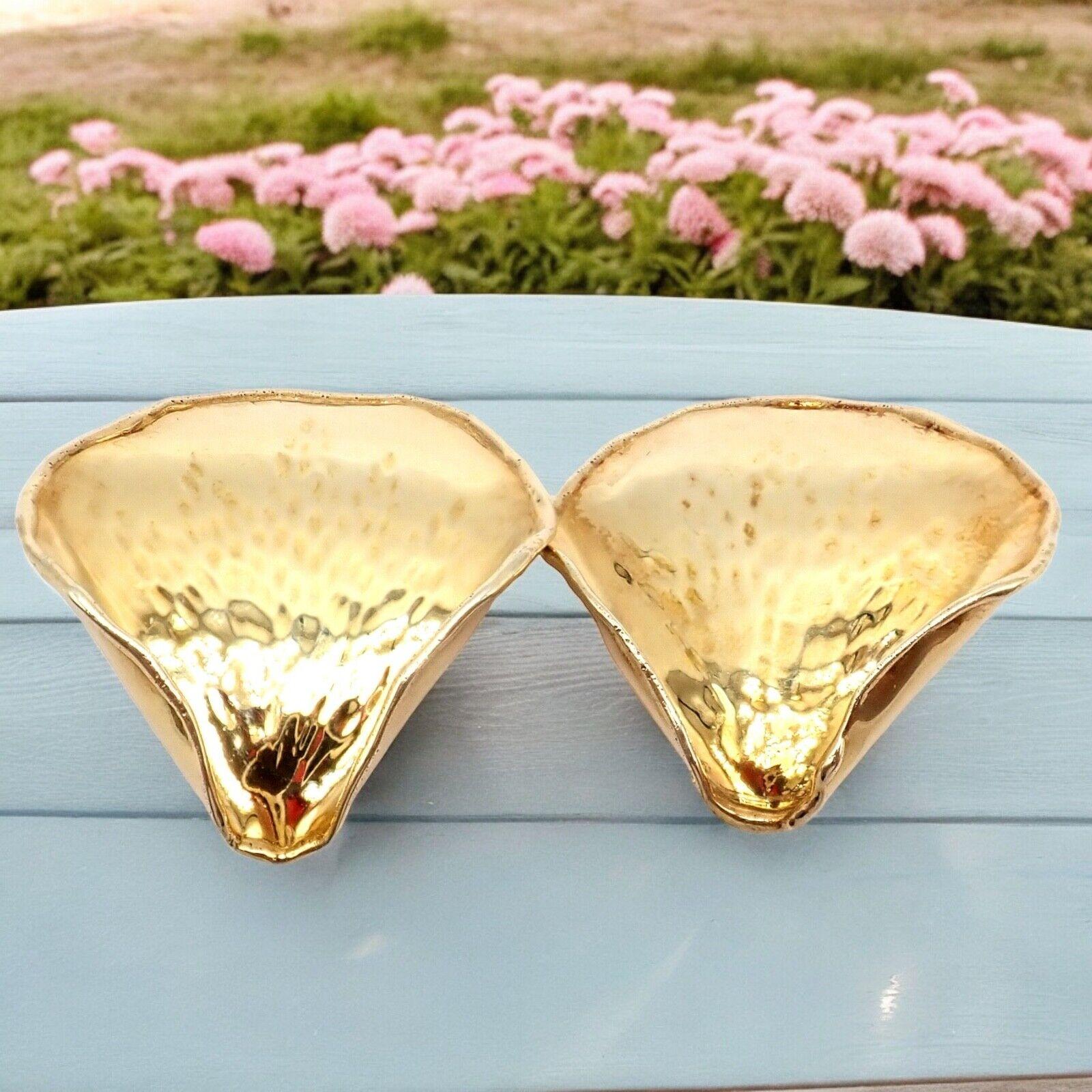 18k Yellow Gold Vintage 1979 Rose Petal Earrings by Angela Cummings for Tiffany & Co. 
The Tiffany & Co Angela Cummings Rose Petal Earrings from 1979 are crafted in 18k yellow gold. 
These vintage earrings feature a delicate, lifelike rose petal