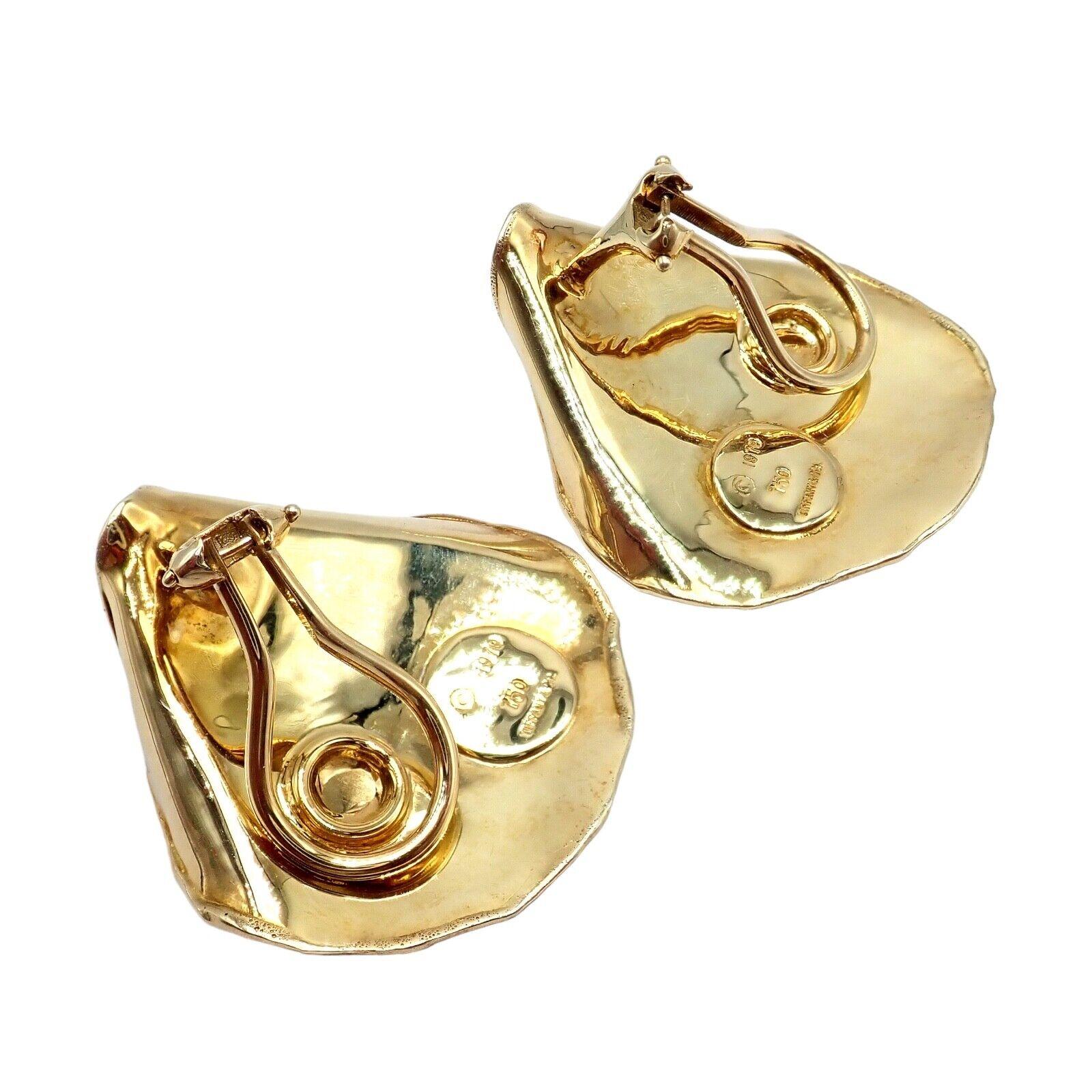 Women's or Men's Vintage Tiffany & Co Angela Cummings Rose Petal Yellow Gold Earrings 1979