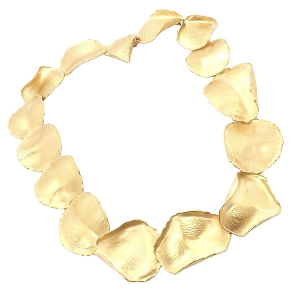 Tiffany & Co. Collier vintage Angela Cummings en or jaune avec pétales de roses en vente