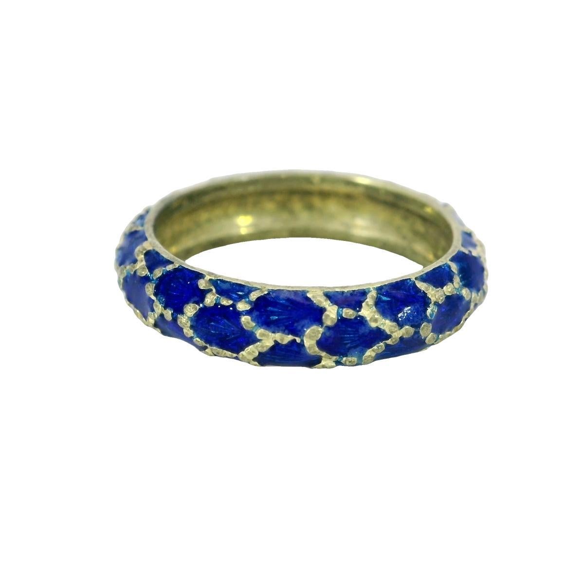 Tiffany & Co. d'epoca. Anello a fascia in oro giallo 18k con smalto blu, misura 5,25 in vendita 2