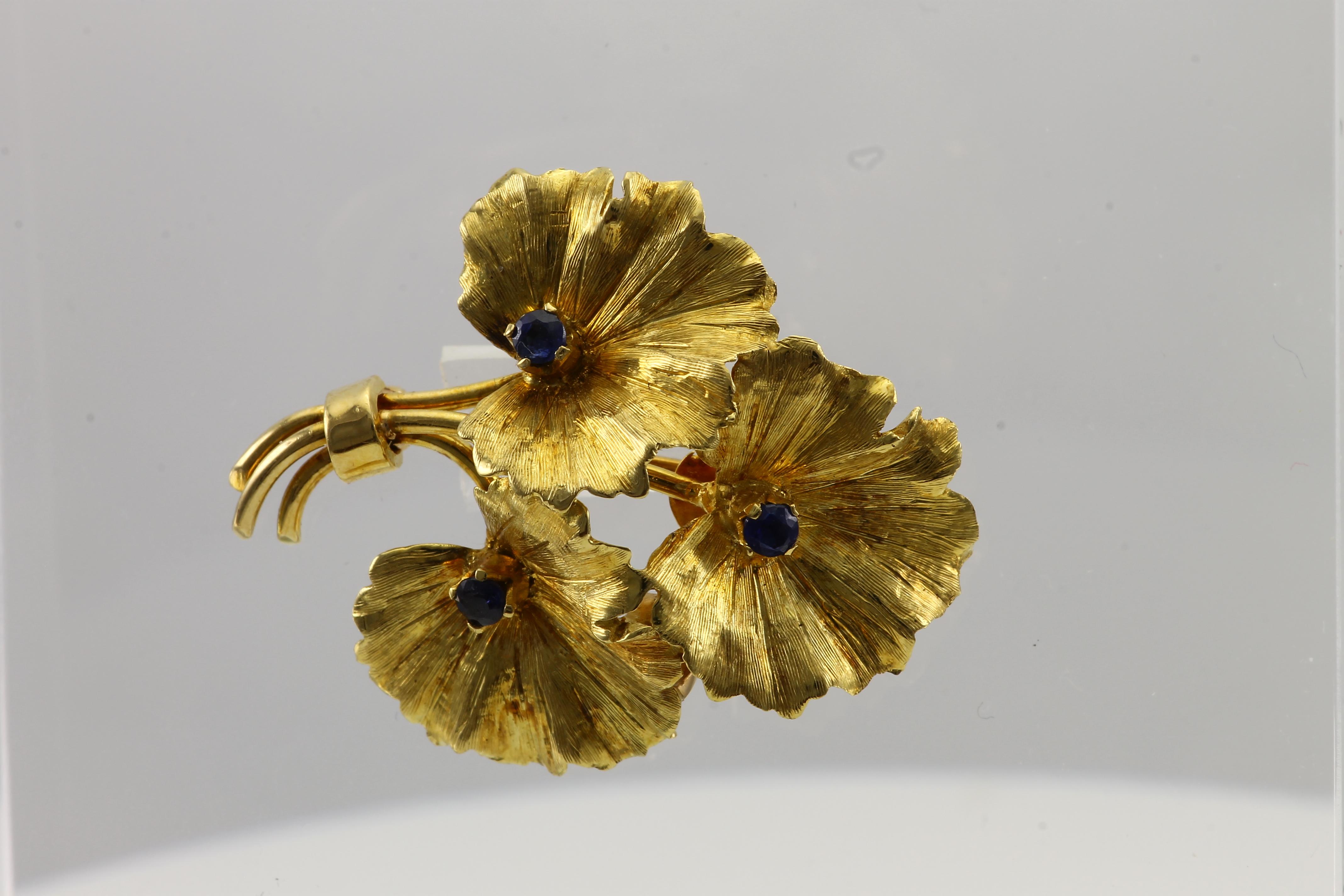 vintage gold flower brooch