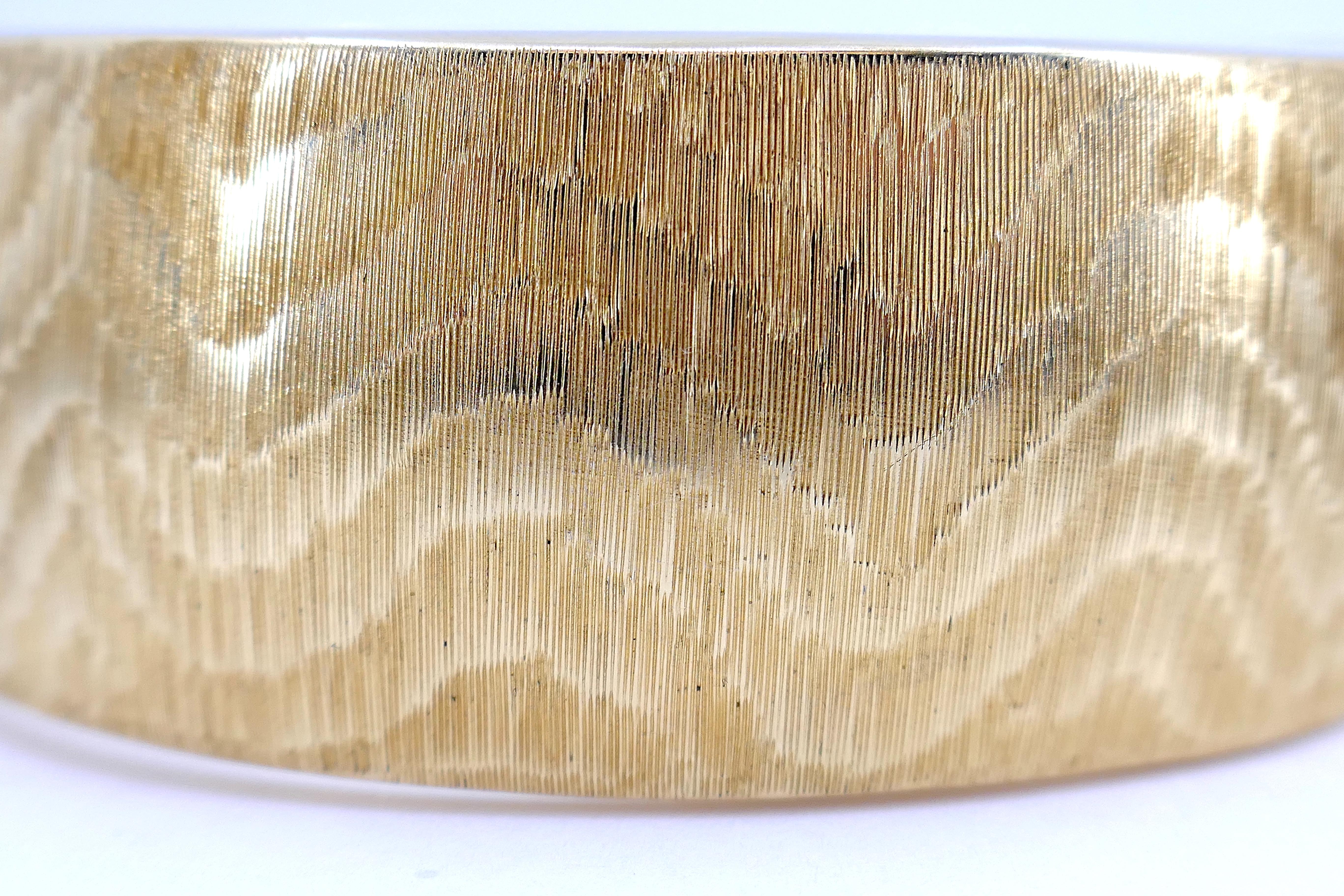 Women's Vintage Tiffany & Co Brushed 14k Yellow Gold Etched Wave Motif Bangle For Sale