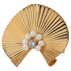 Vintage Tiffany Co Circa 1960s 18K Yellow Gold Diamond and Pearl Fur Clip