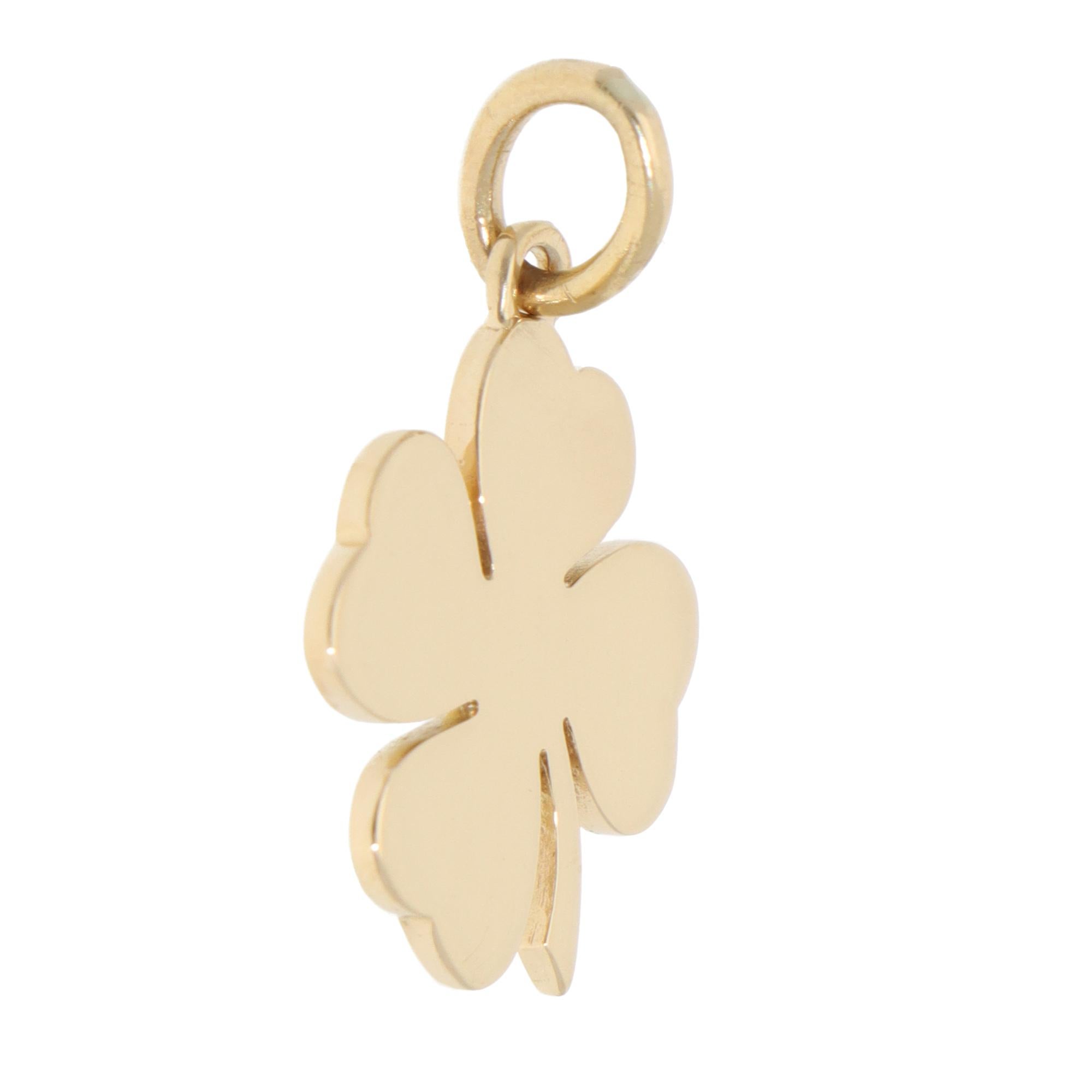 Modern Vintage Tiffany & Co. Clover Pendant in Yellow Gold
