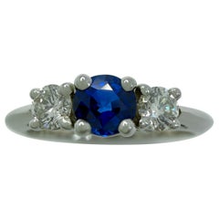 Vintage Tiffany & Co Cornflower Blue Sapphire Diamond Platinum Three Stone Ring