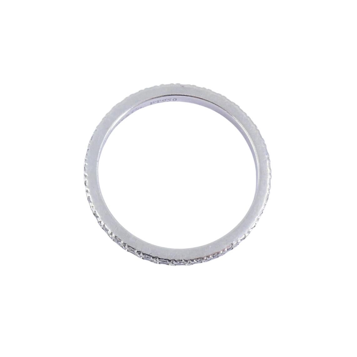 Donna Tiffany & Co. d'epoca. Fascia di diamanti in platino misura 5,5 (51) in vendita