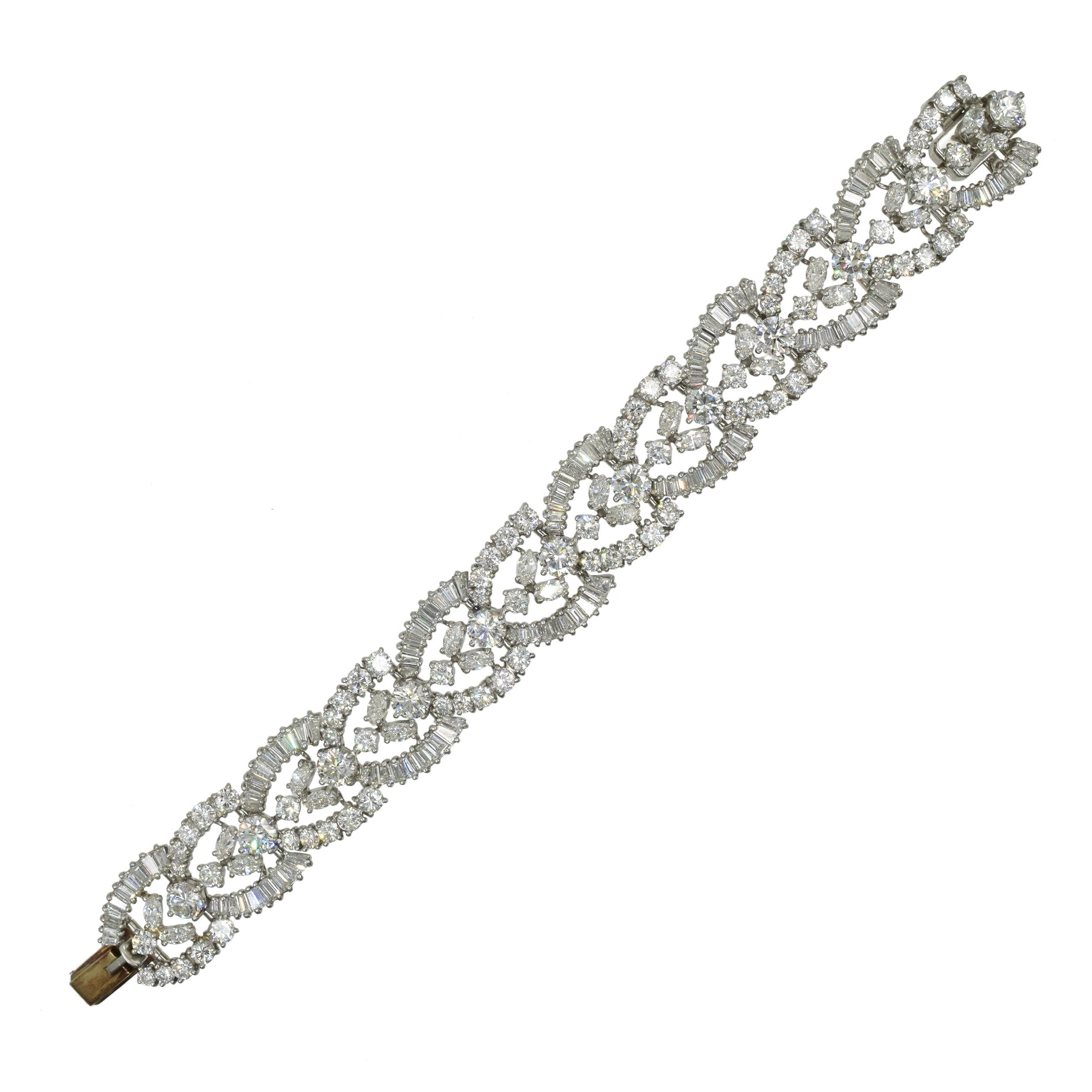 Vintage Tiffany & Co. Pulsera de diamantes en platino. Corte marquesa en venta