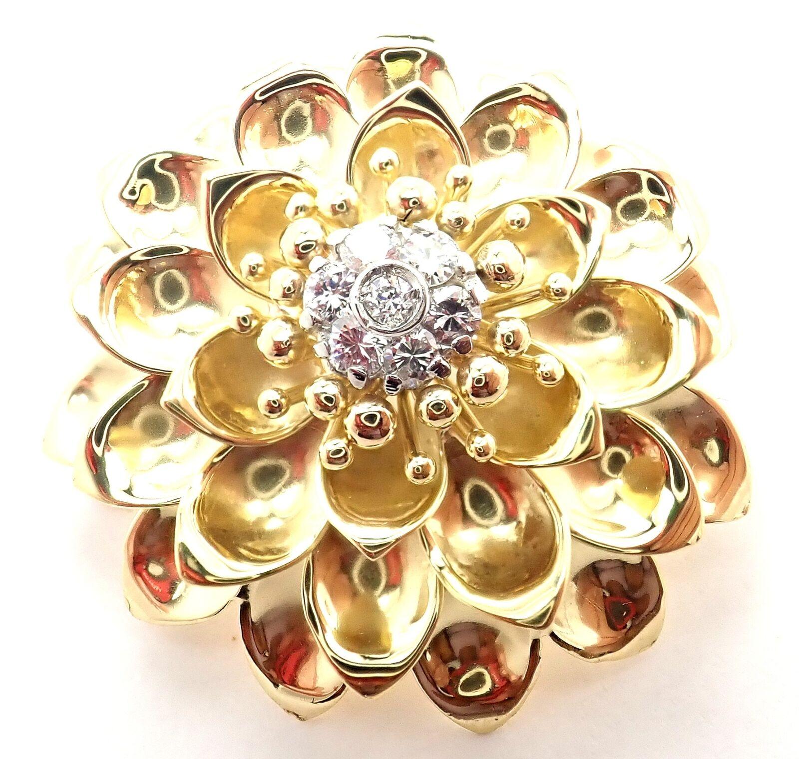 Vintage Tiffany & Co Diamond Lotus Flower Yellow Gold Brooch Pin In Excellent Condition In Holland, PA