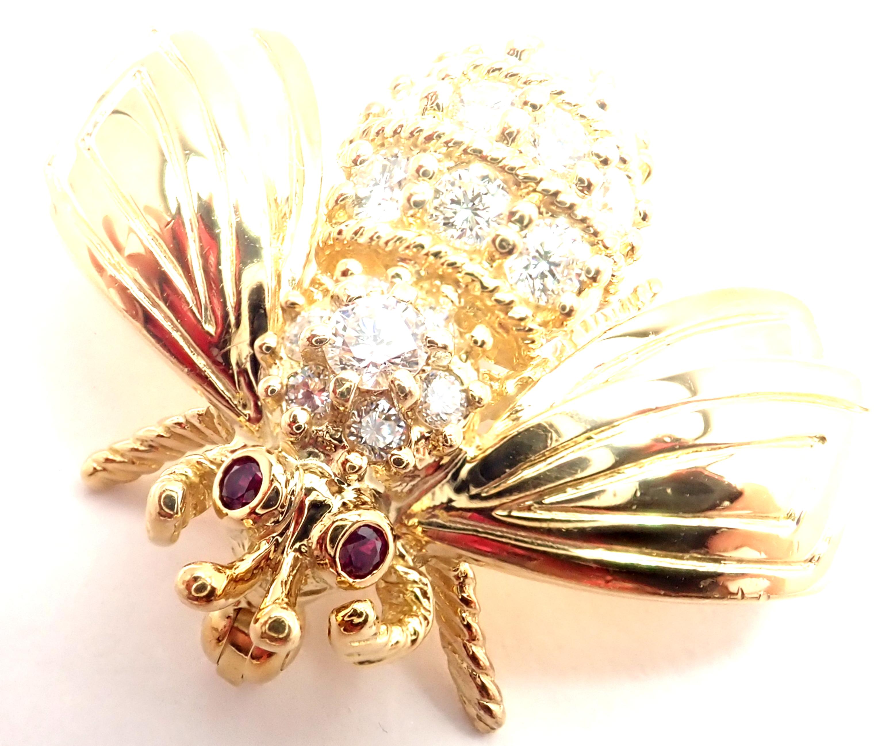 Brilliant Cut Vintage Tiffany & Co Diamond Ruby Bee Yellow Gold Brooch Pin