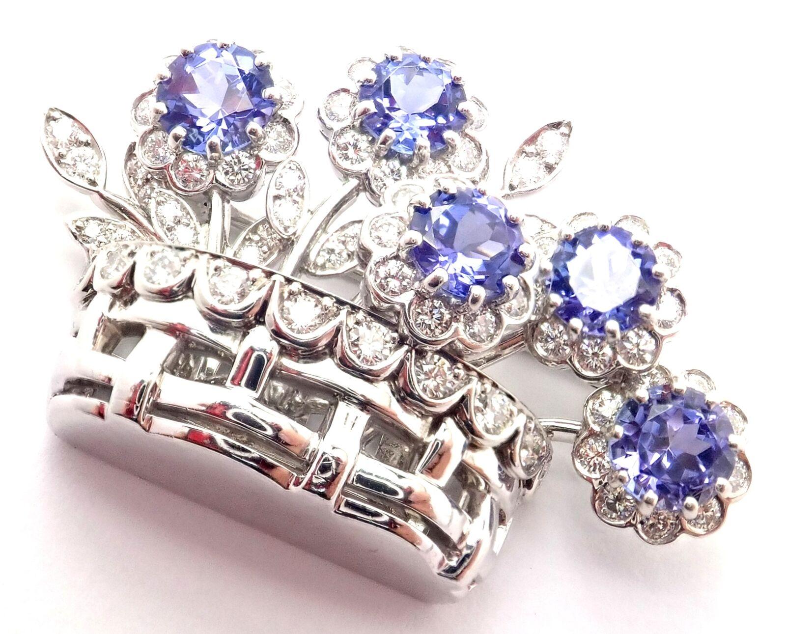 Women's or Men's Vintage Tiffany & Co. Diamond Sapphire Flower Basket Platinum Pin Brooch