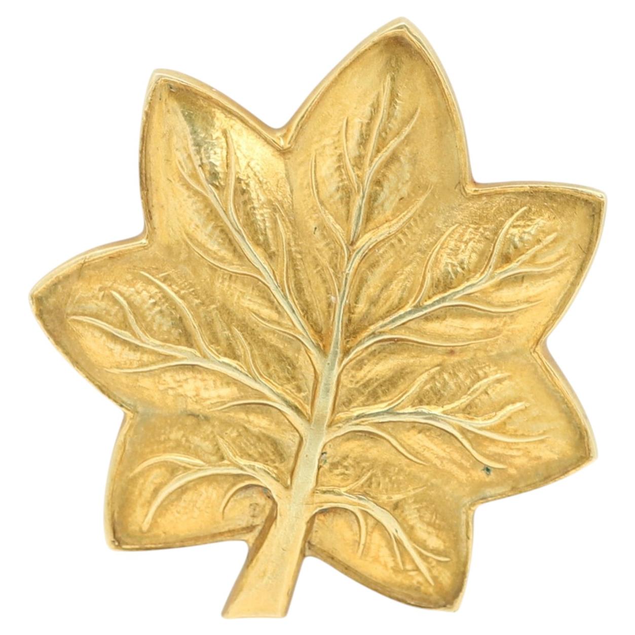 Vintage-Brosche von Tiffany & Co. im frühen „Leaf“-Stil, aus 14-karätigem Gelbgold