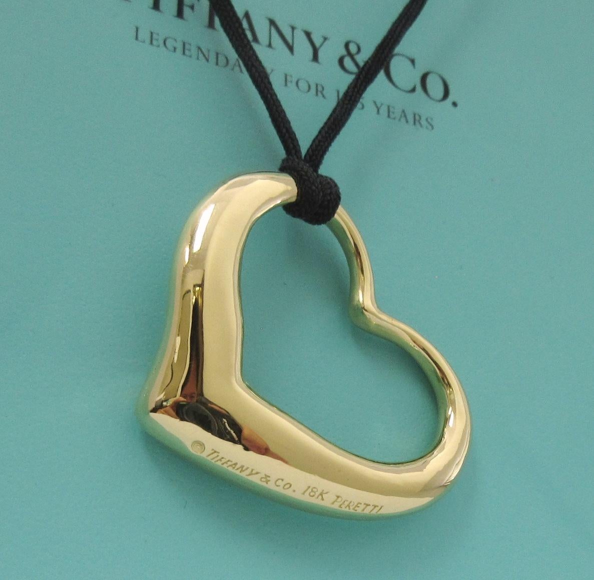 Vintage TIFFANY & Co. Elsa Peretti 18K Gold 36mm Open Heart Pendant Necklace 1
