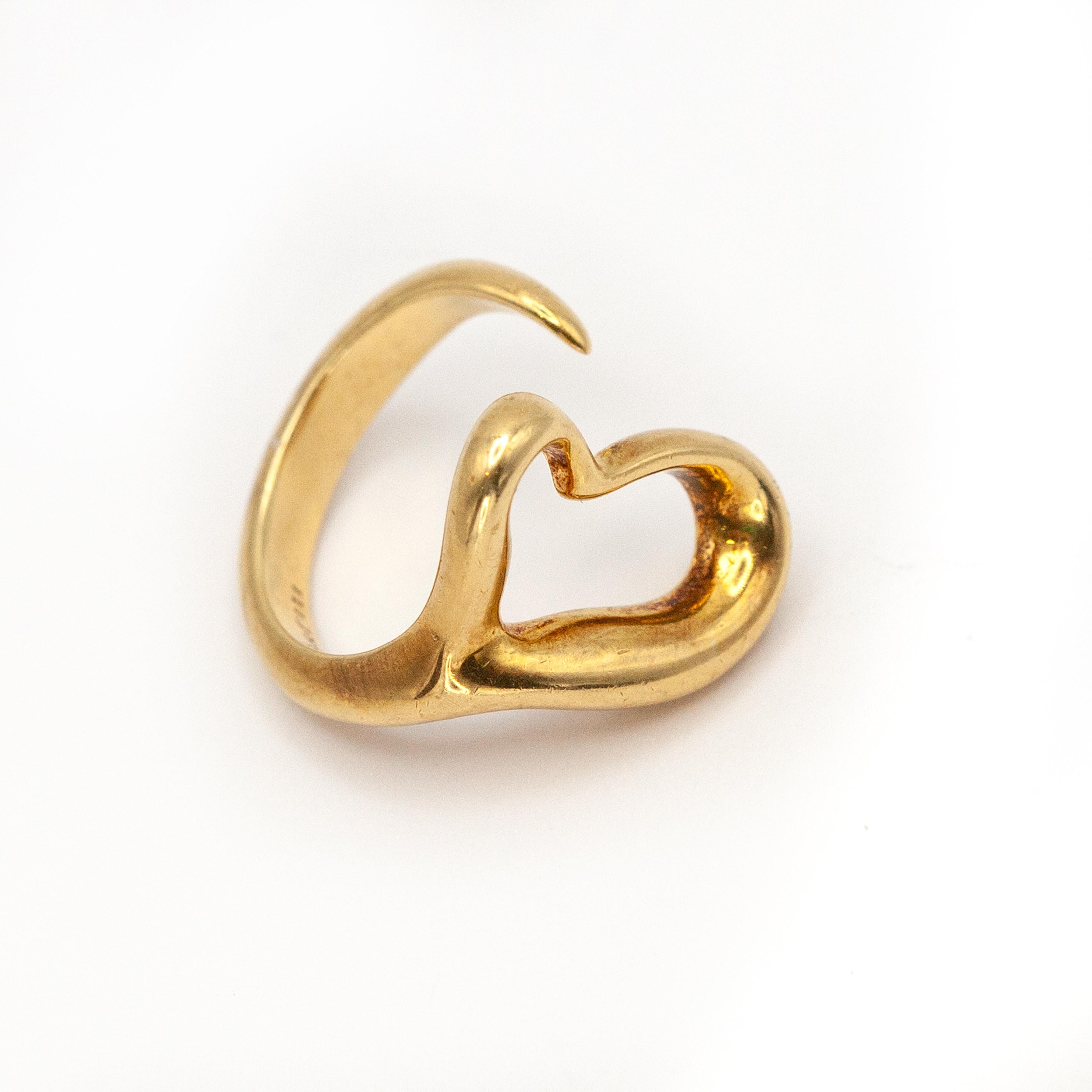Weinlese Tiffany & Co. Elsa Peretti Offener Herzring aus 18 Karat Gelbgold im Angebot 1