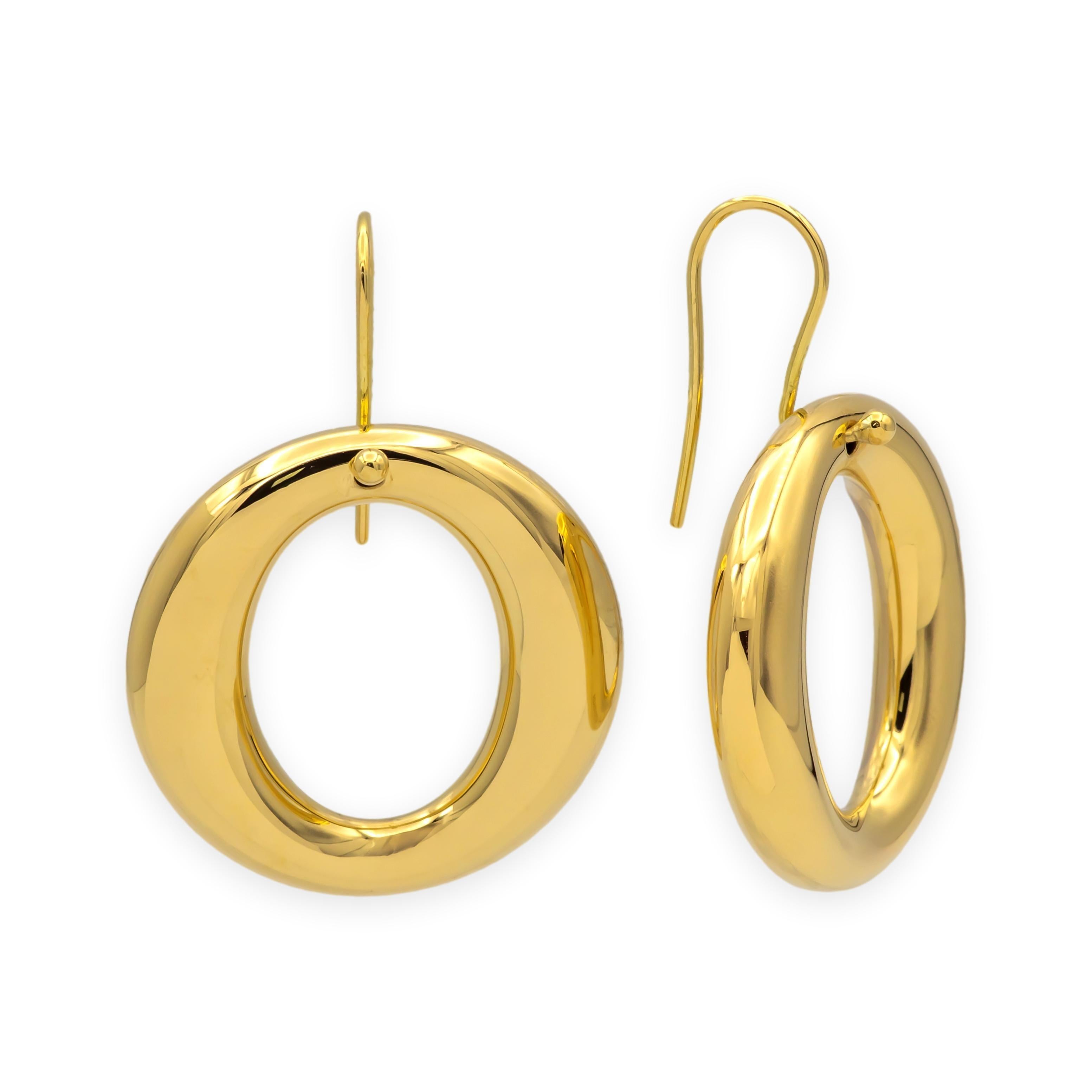 Tiffany & Co. d'epoca. Orecchini a gancio Elsa Peretti in oro giallo 18 carati in vendita