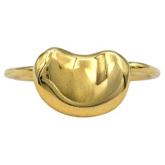 Vintage Tiffany & Co. Elsa Peretti Bean Ring in Polished 18 Karat Yellow Gold