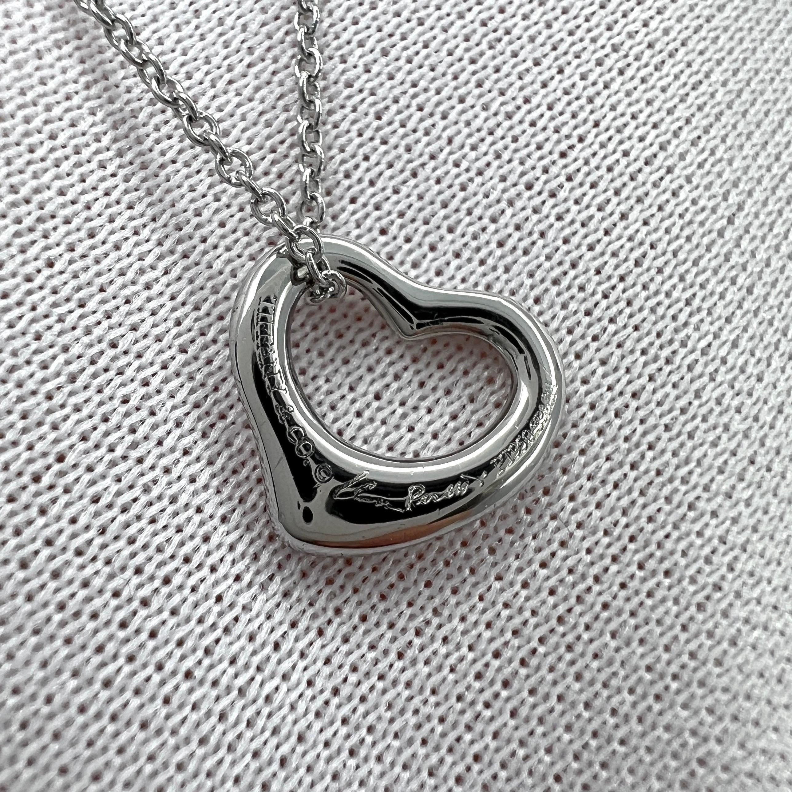 Tiffany & Co. d'epoca. Collana con ciondolo in platino 950 di Elsa Peretti con cuore aperto in vendita 3