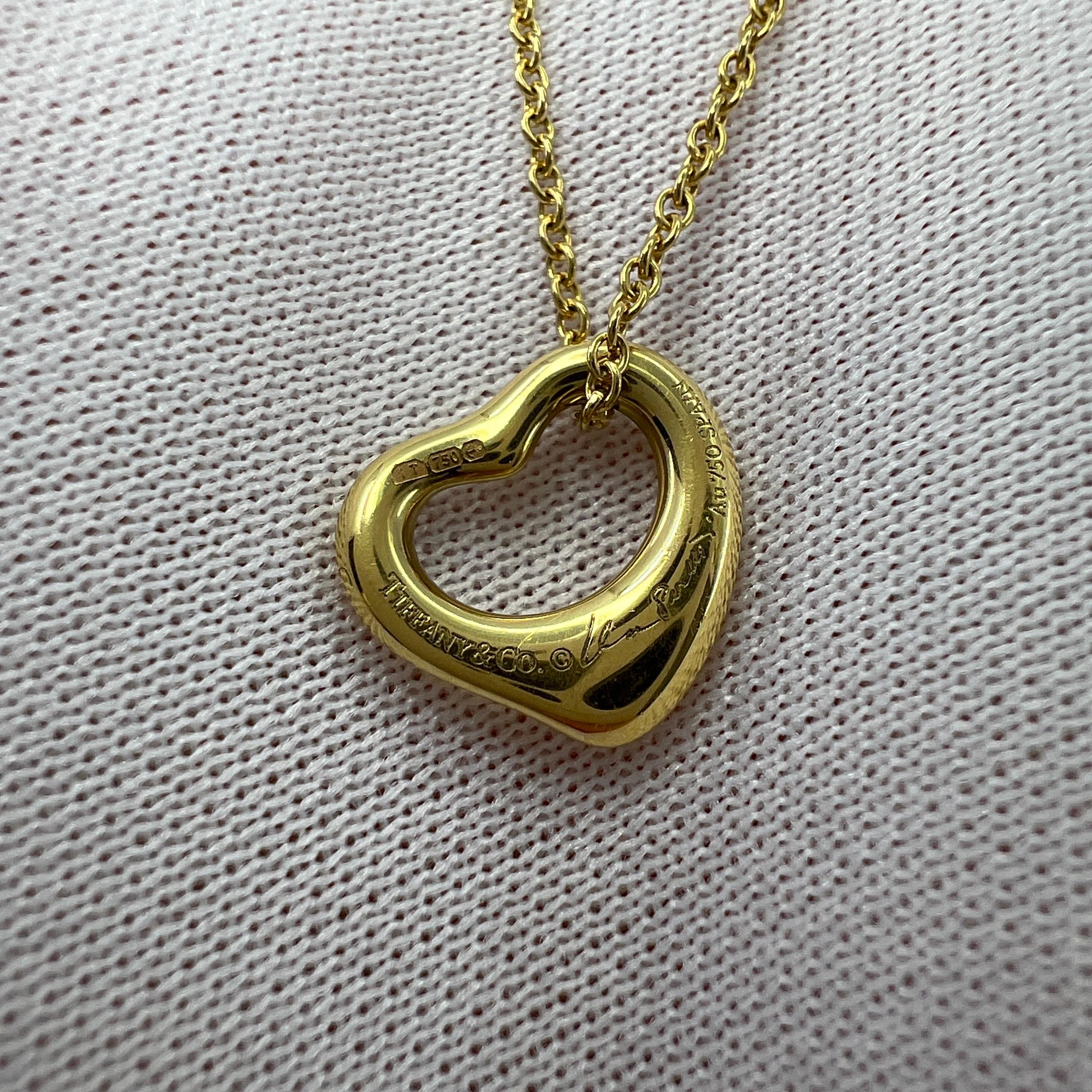 Women's or Men's Vintage Tiffany & Co. Elsa Peretti Small Open Heart 18k Gold Pendant Necklace