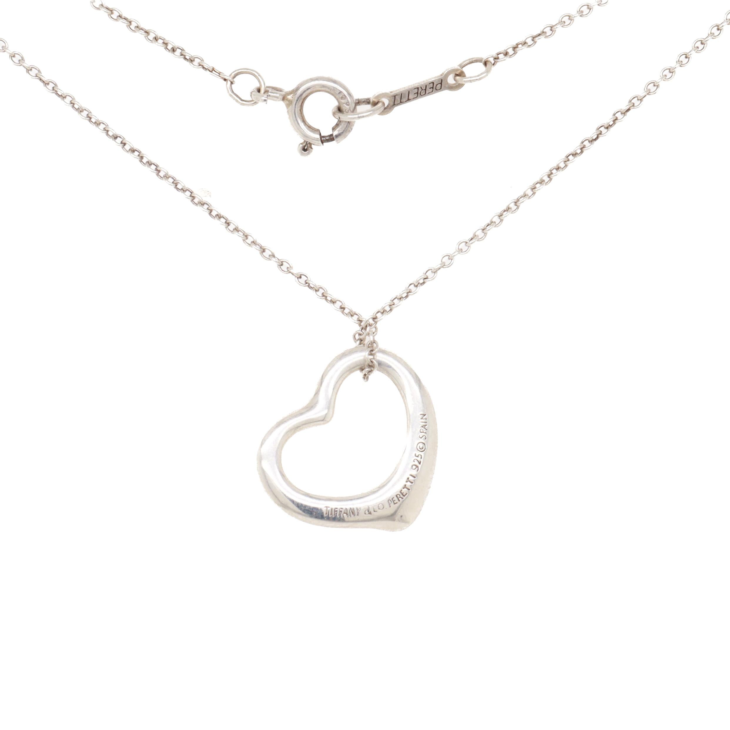 Vintage Tiffany & Co. Elsa Peretti Sterling Silver Open Heart Pendant Necklace For Sale 5