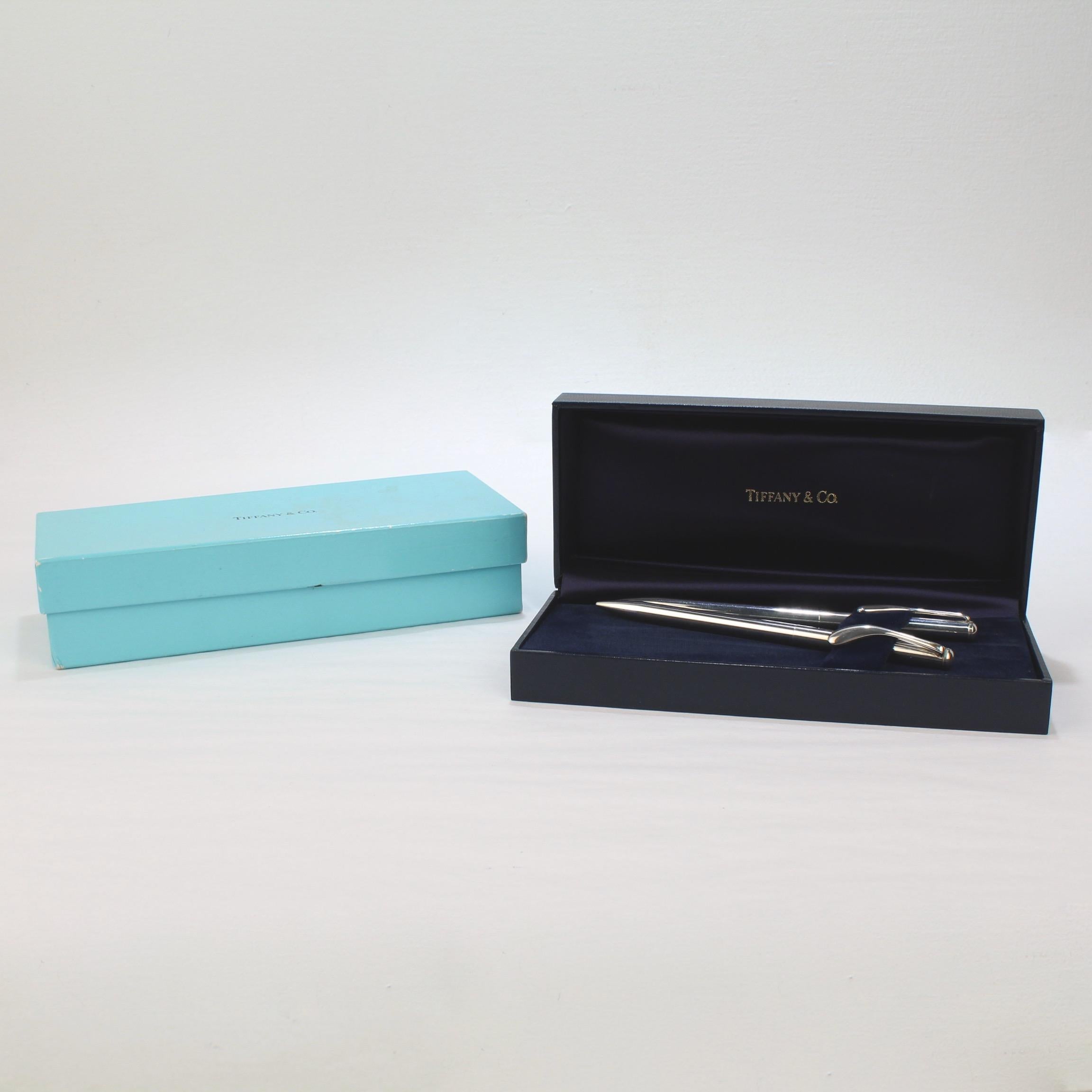 Women's or Men's Vintage Tiffany & Co. Elsa Peretti Sterling Silver Pen & Mechanical Pencil Set