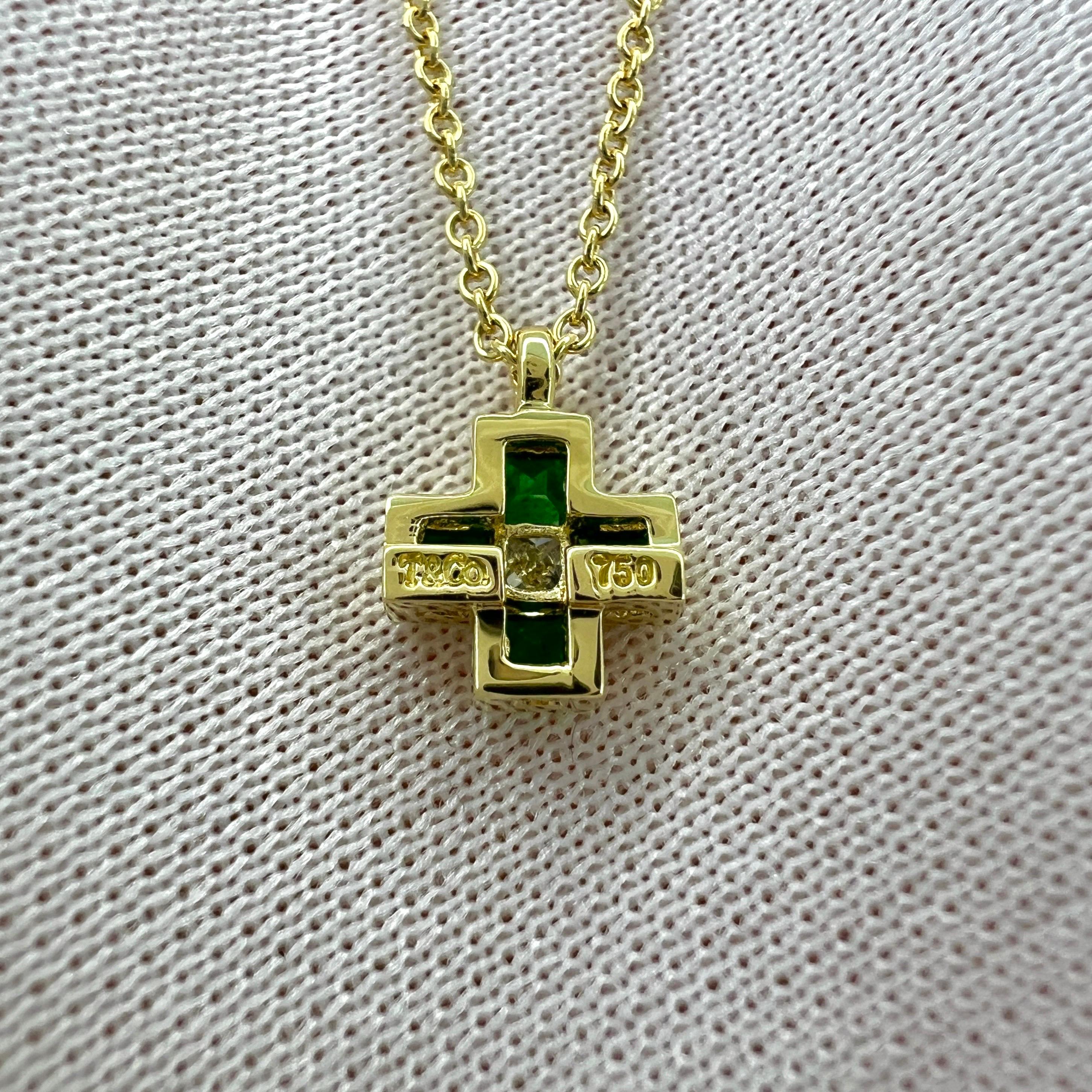 Women's or Men's Vintage Tiffany & Co. Emerald And Diamond Cross 18k Yellow Gold Pendant Necklace