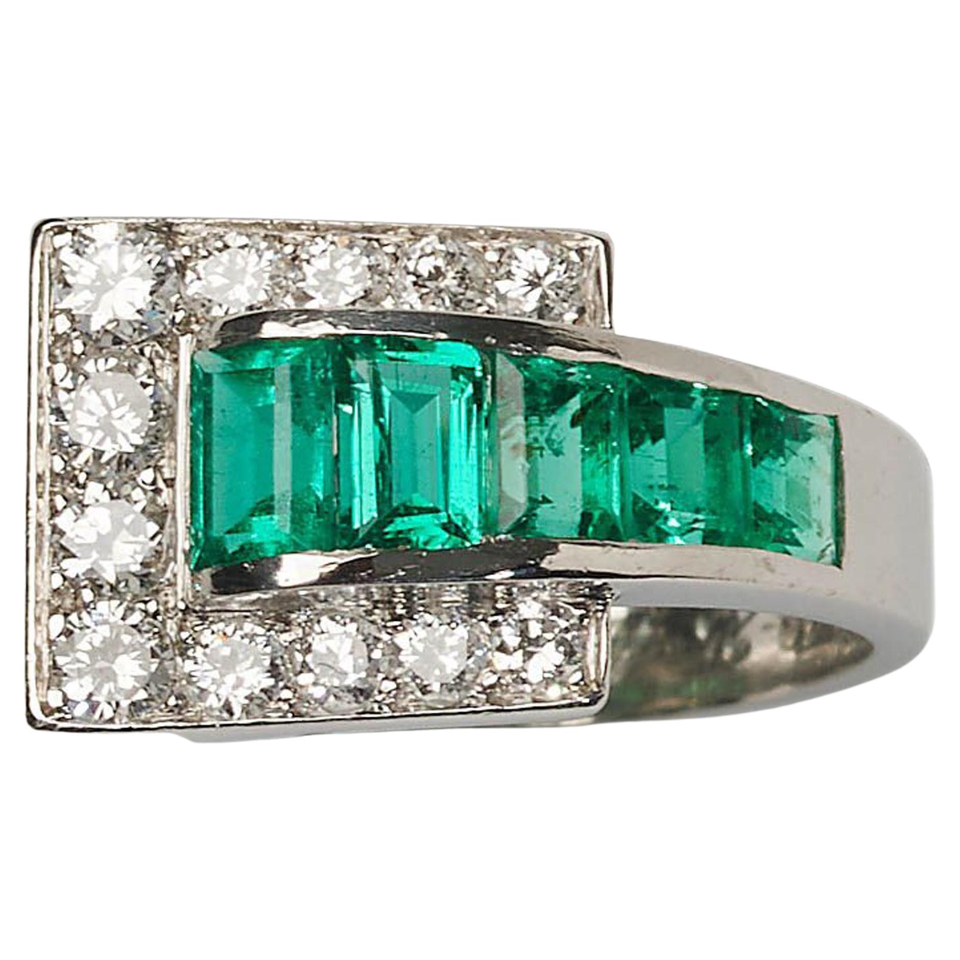 Vintage Tiffany & Co. Emerald, Diamond and Platinum Tank Ring, Dated 1940 For Sale