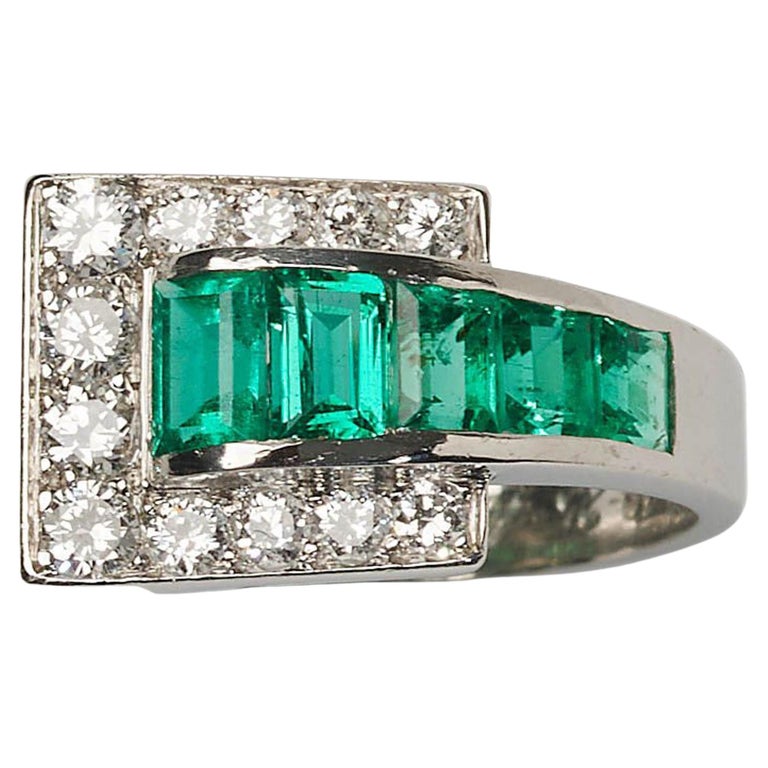 Tiffany and Co. d'epoca. Anello con smeraldo, diamante e serbatoio in  platino, datato 1940 in vendita su 1stDibs | anello smeraldo tiffany prezzo