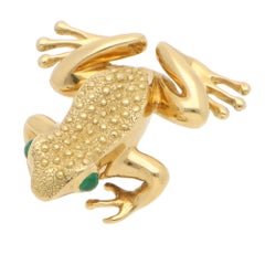 Vintage Tiffany & Co. Emerald Frog Brooch in Yellow Gold