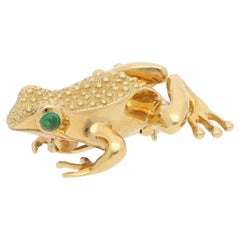 Vintage Tiffany & Co. Emerald Frog Brooch in Yellow Gold