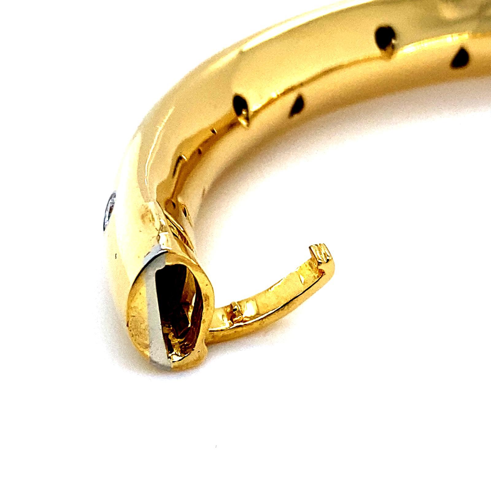 Vintage Tiffany & Co. Etoile 18 Karat Yellow Gold Diamond Bangle For Sale 1