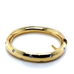 Vintage Tiffany & Co. Etoile 18 Karat Yellow Gold Diamond Bangle