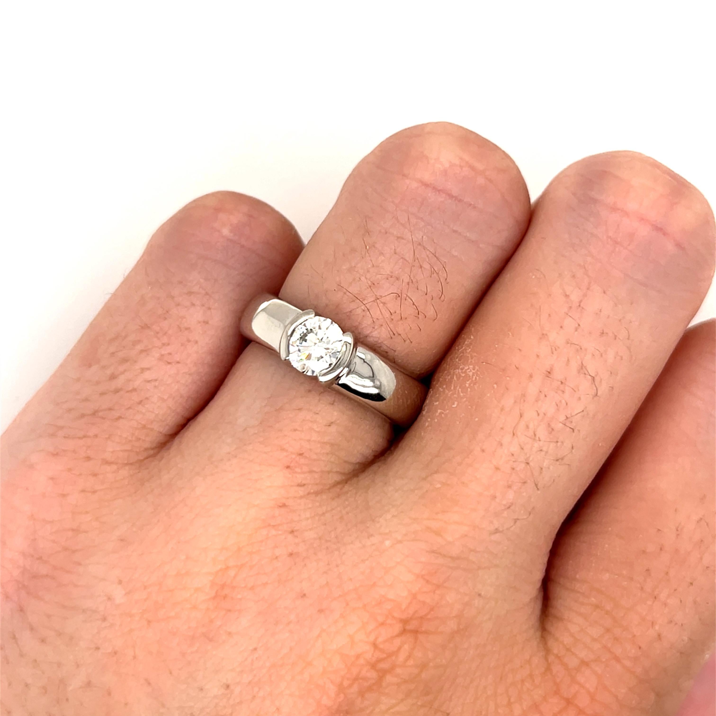 Vintage Tiffany & Co. Etoile Platinum Diamond Half-Bezel Engagement Ring - .61ct in vendita 3