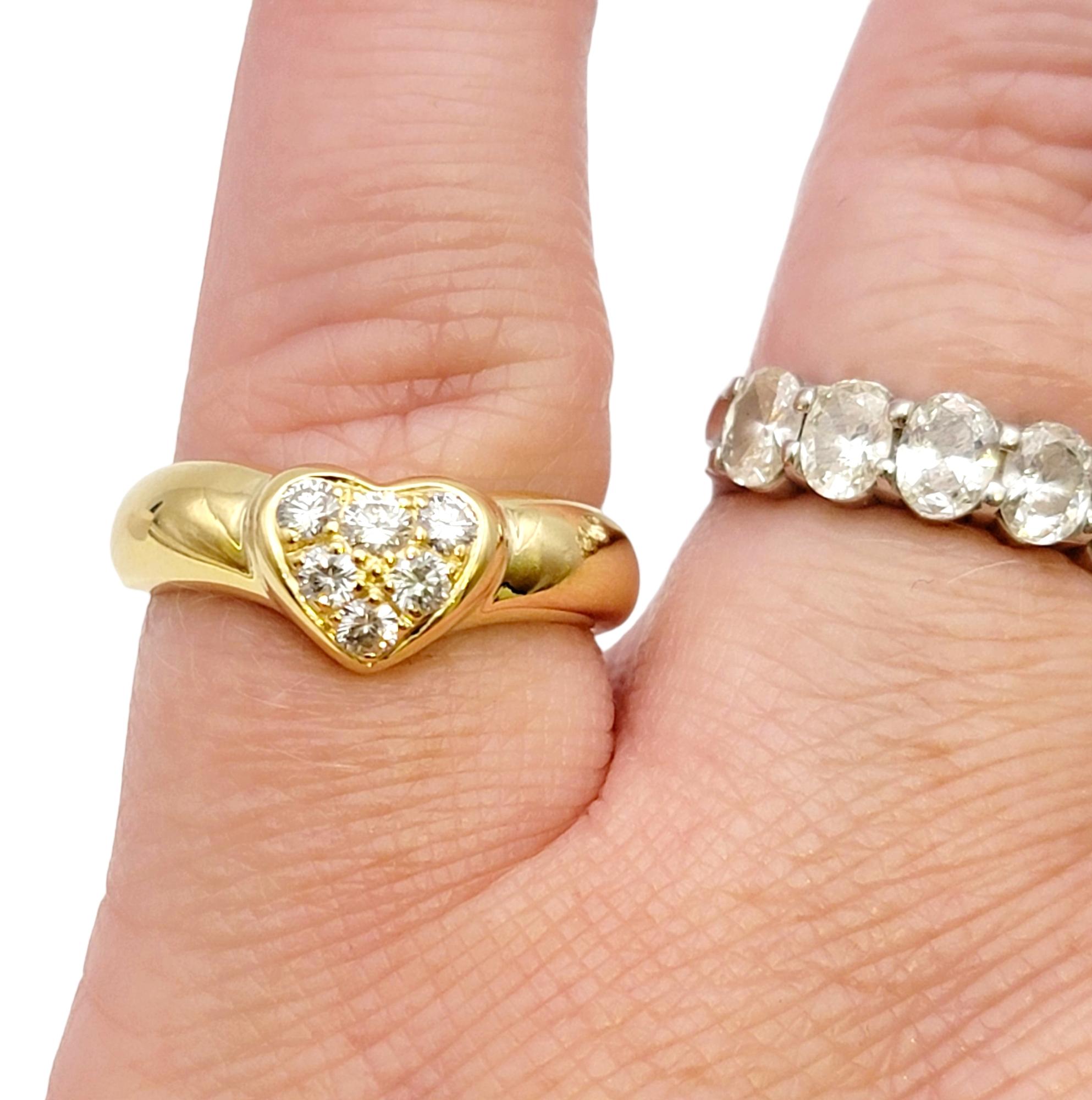 Vintage Tiffany & Co. Etoile Round Brilliant Diamond Heart Yellow Gold Band Ring For Sale 7
