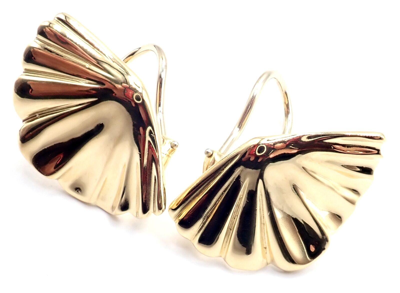 Vintage Tiffany & Co Fan Shell Yellow Gold Earrings In Excellent Condition In Holland, PA