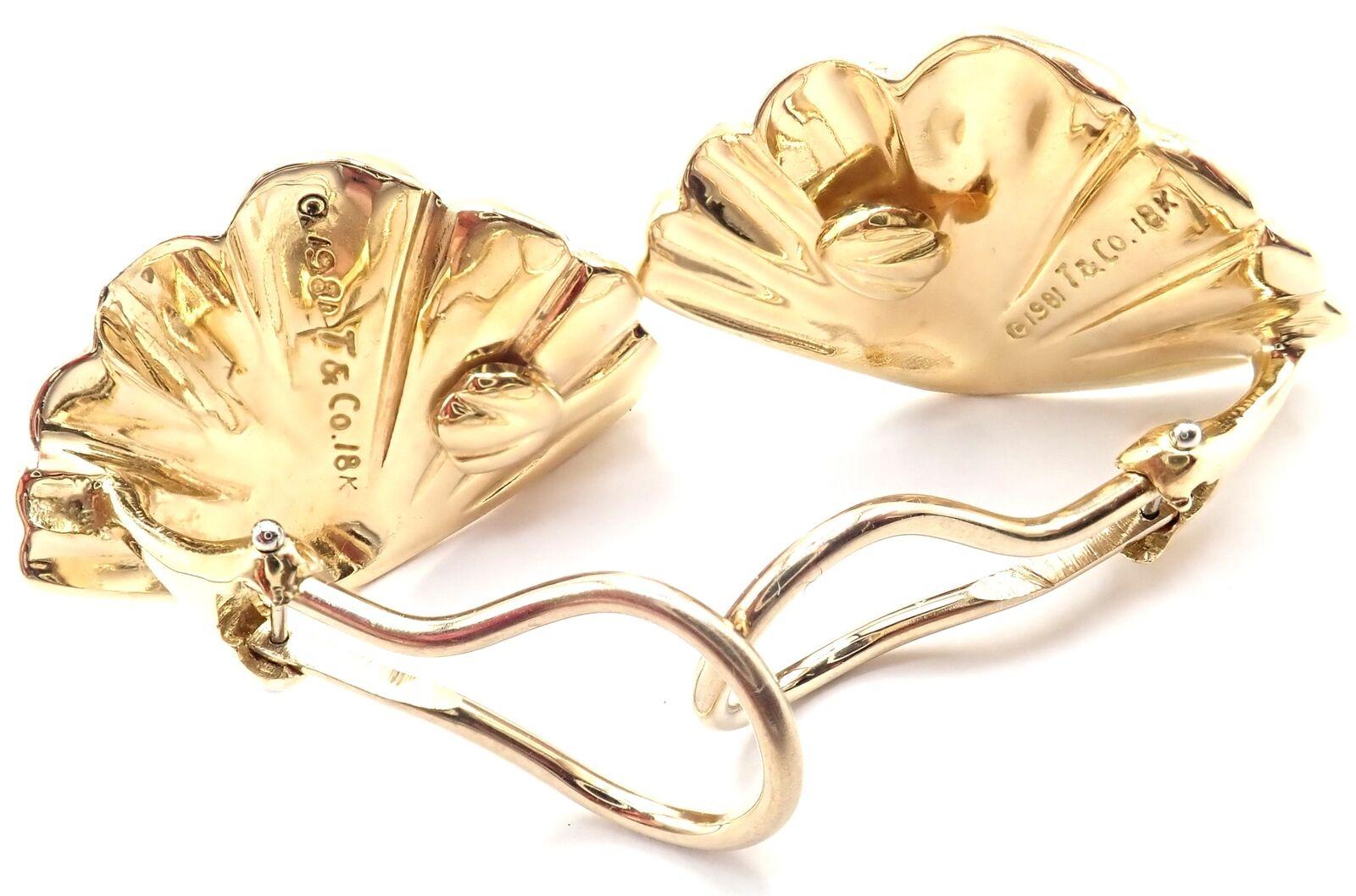 Vintage Tiffany & Co Fan Shell Yellow Gold Earrings For Sale 1