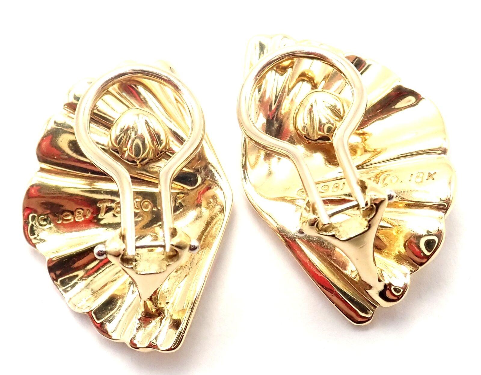 Vintage Tiffany & Co Fan Shell Yellow Gold Earrings For Sale 5
