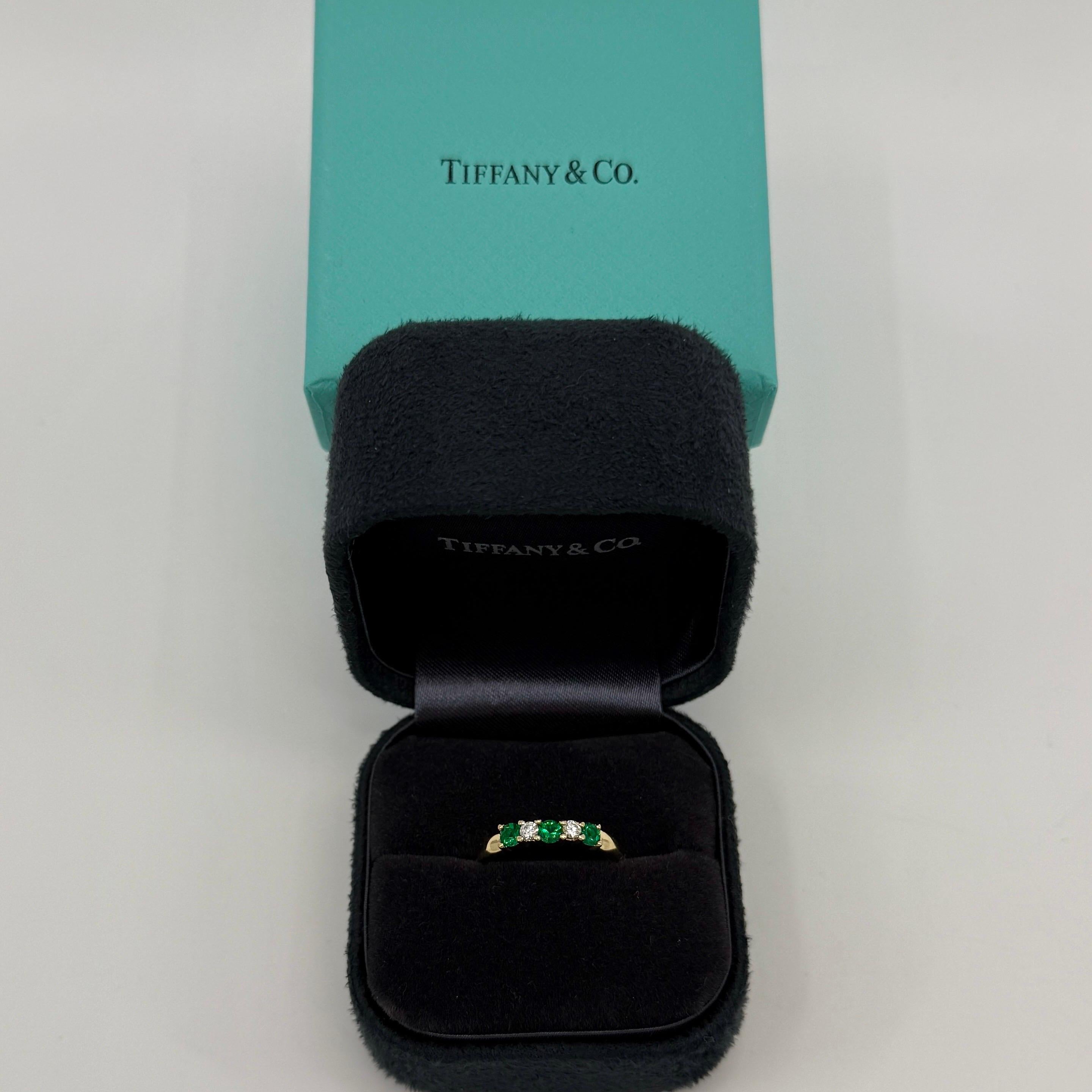 Vintage Tiffany & Co Fine Emerald And Diamond 18k Yellow Gold Five Stone Ring For Sale 5