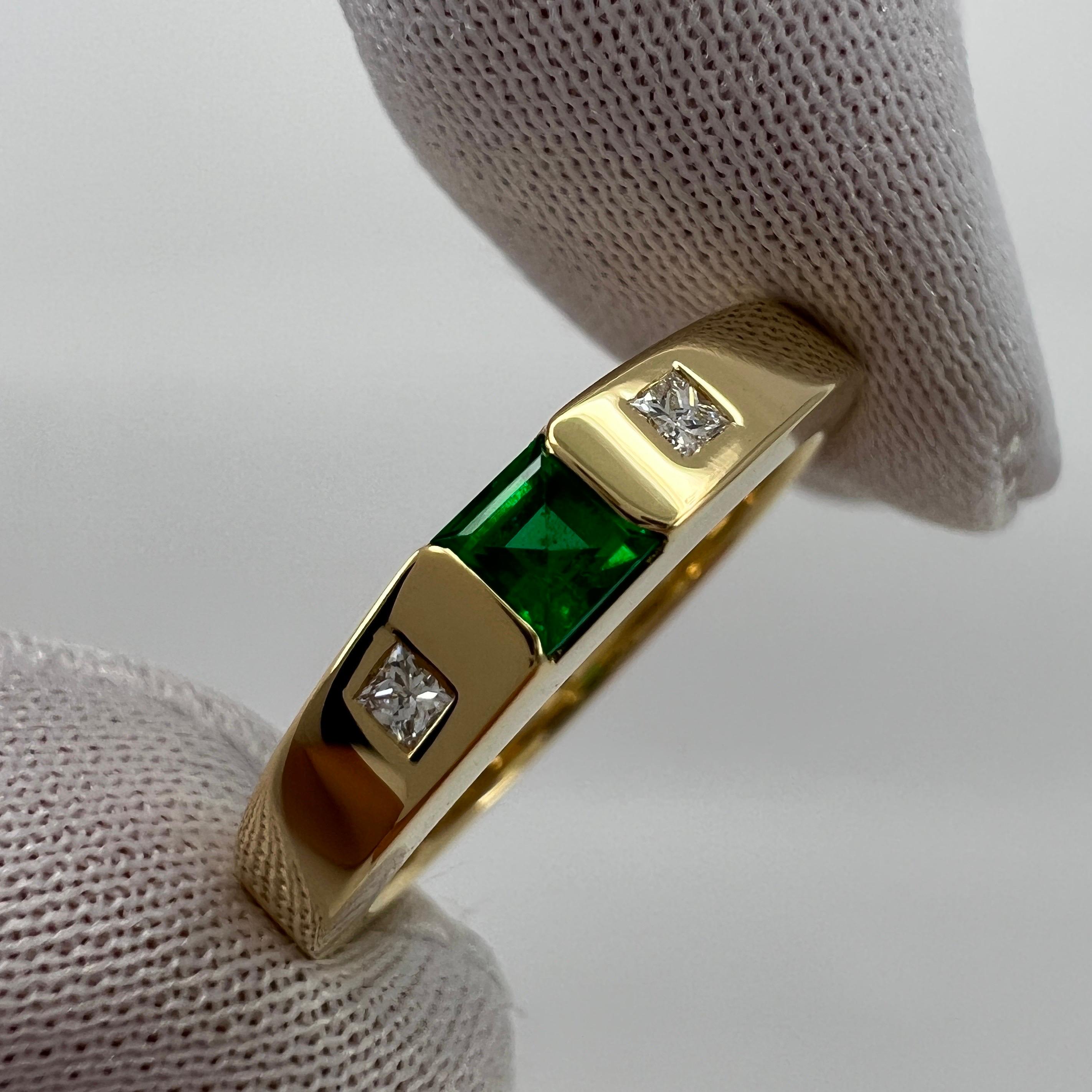 18 Karat Gelbgold Dreisteinring mit feinem Smaragd und Diamant von Tiffany & Co für Damen oder Herren