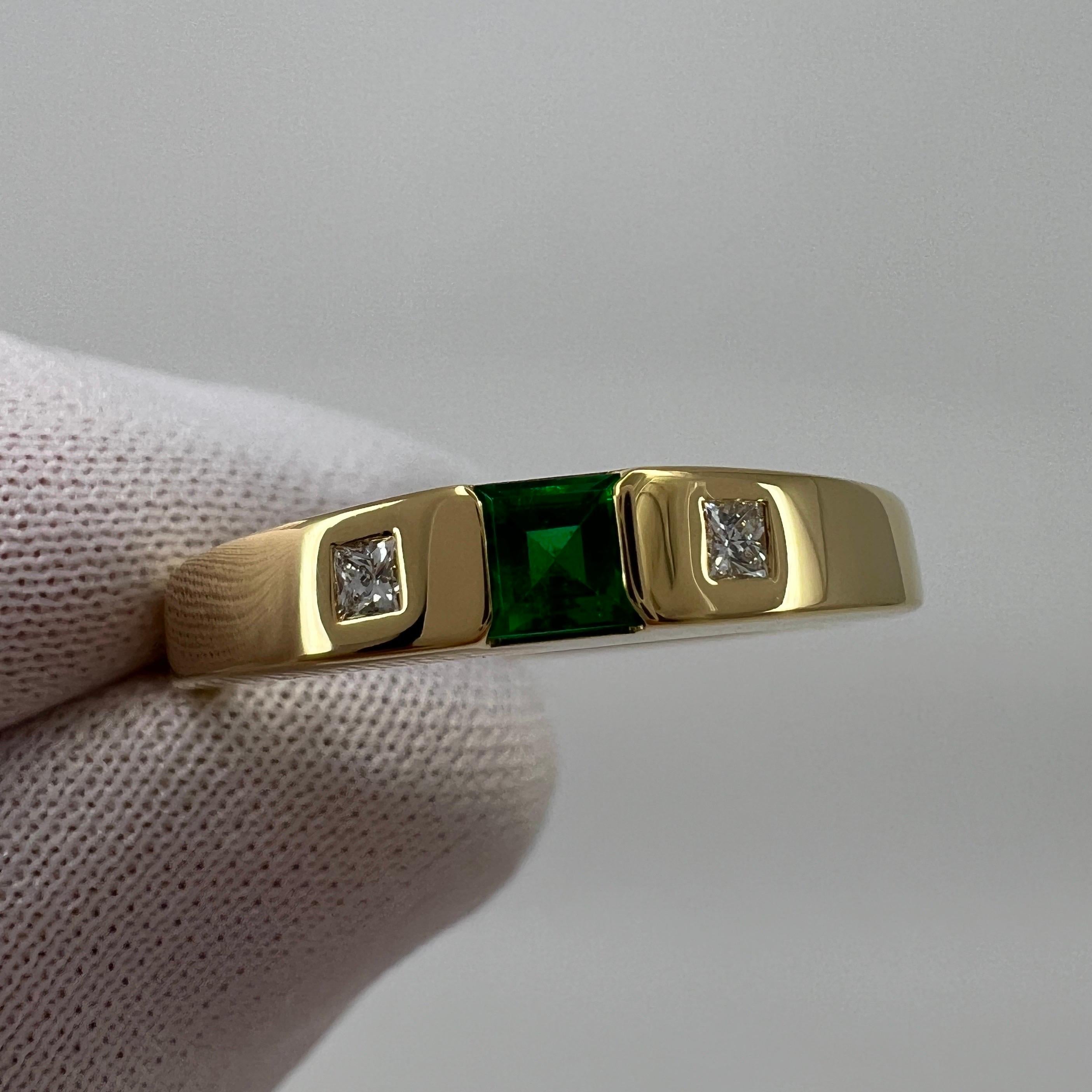 18 Karat Gelbgold Dreisteinring mit feinem Smaragd und Diamant von Tiffany & Co 3