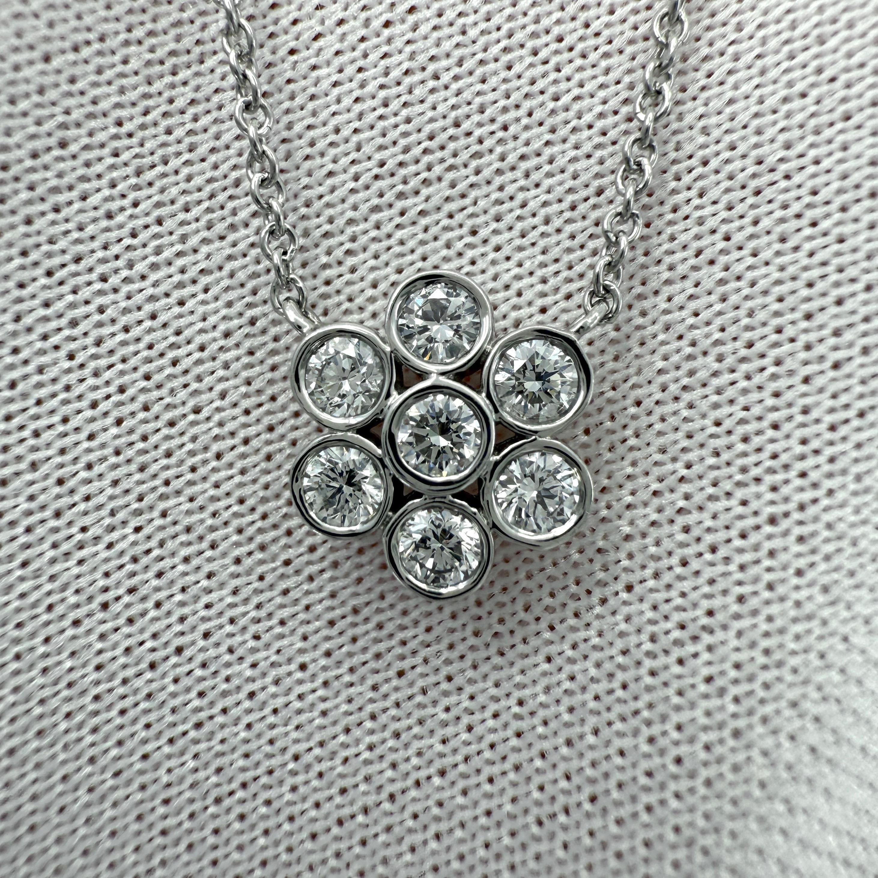 Vintage Tiffany & Co. Flower Garden Round Cut Diamond Platinum Pendant Necklace In Excellent Condition In Birmingham, GB