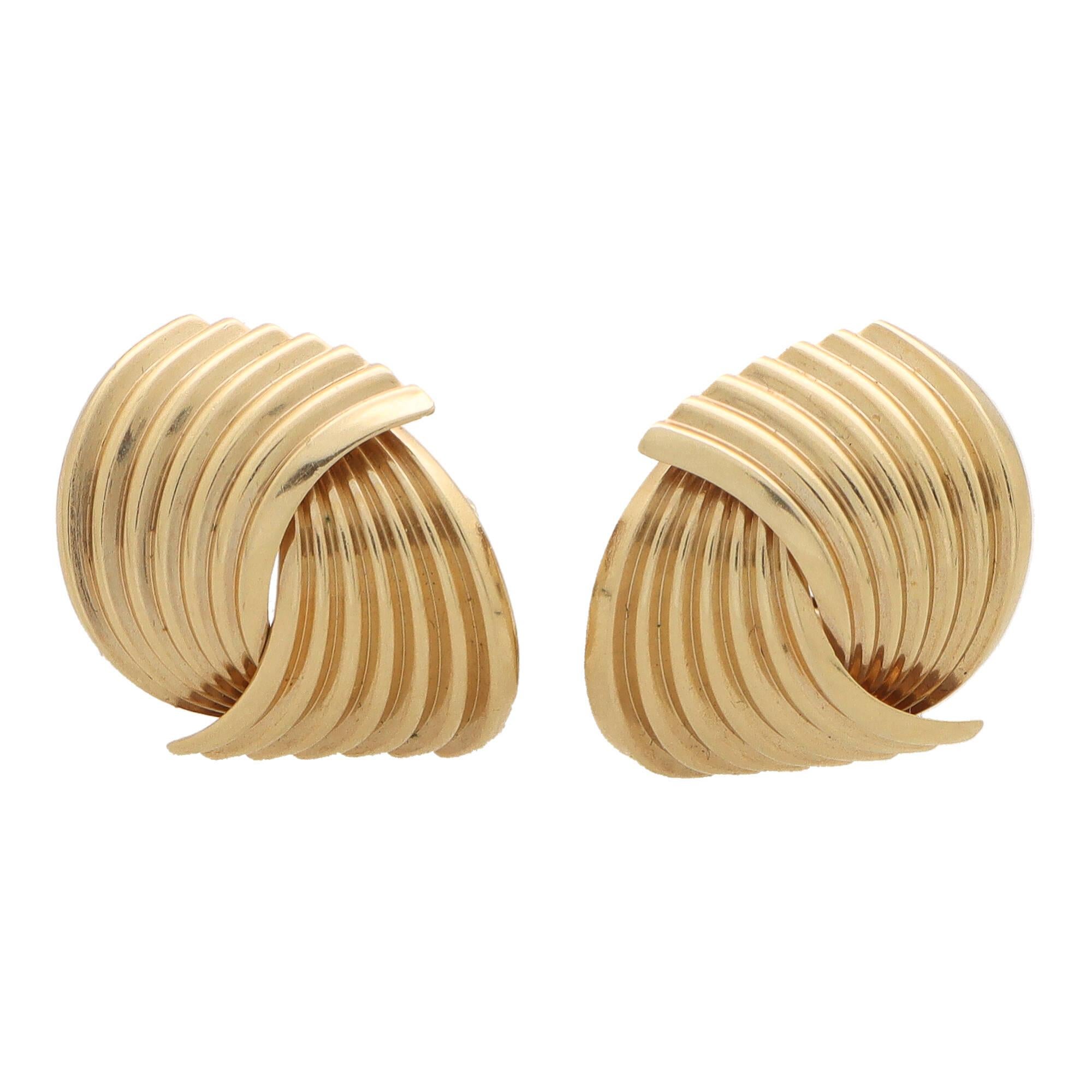  Vintage Tiffany & Co. Fluted Fan Earrings in 14k Rose Gold In Excellent Condition For Sale In London, GB