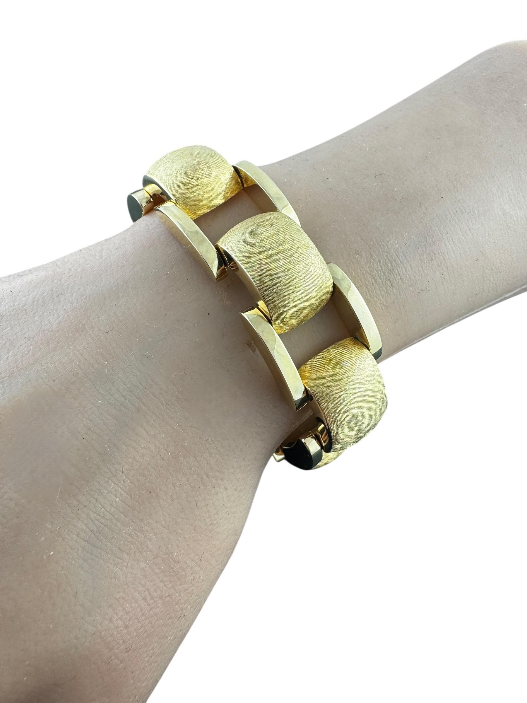 Vintage Tiffany & Co. Bracelet allemand à maillons épais en or jaune 14 carats #21619 en vente 5