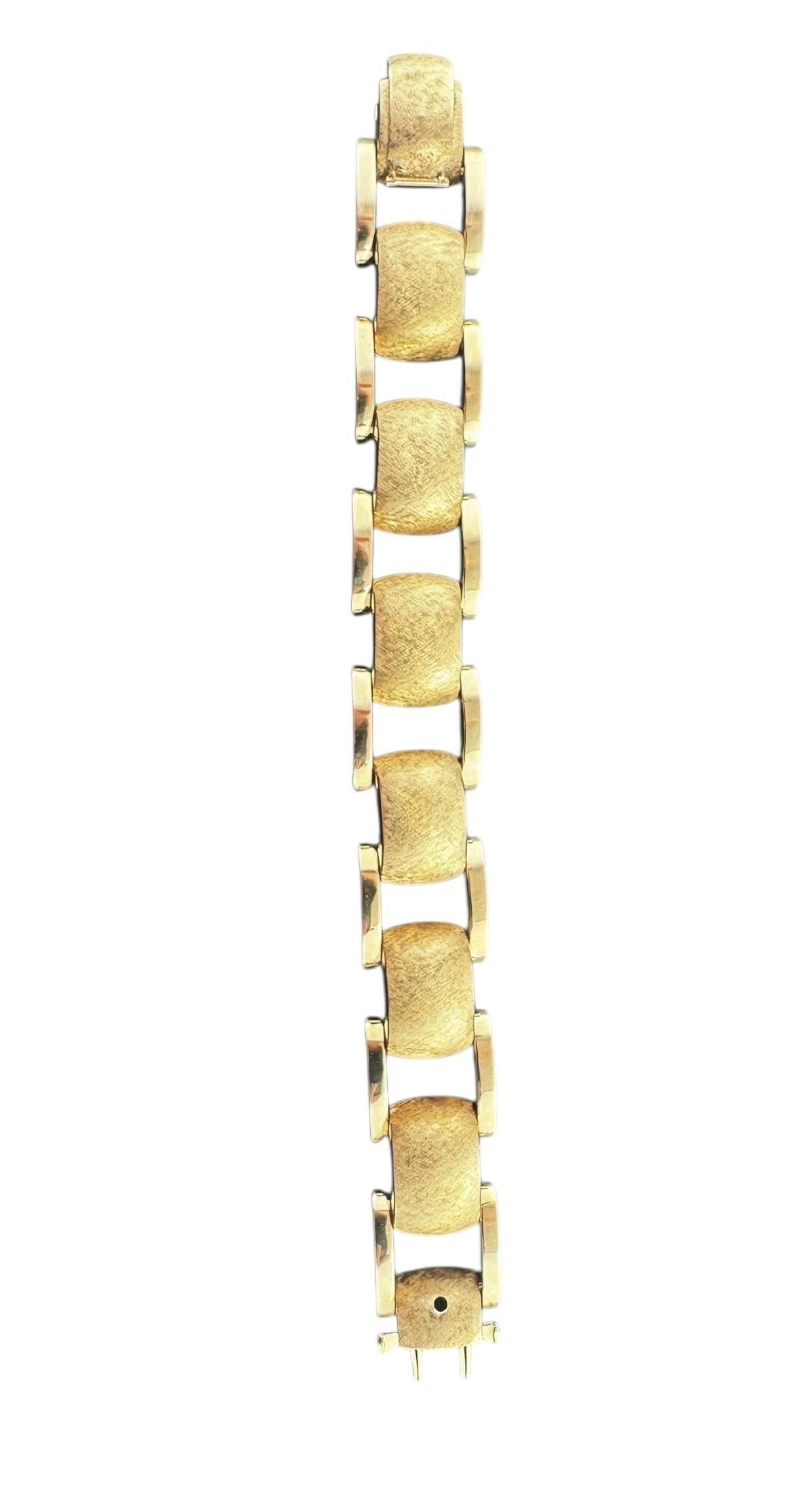 Vintage Tiffany & Co. Bracelet allemand à maillons épais en or jaune 14 carats #21619 en vente 3