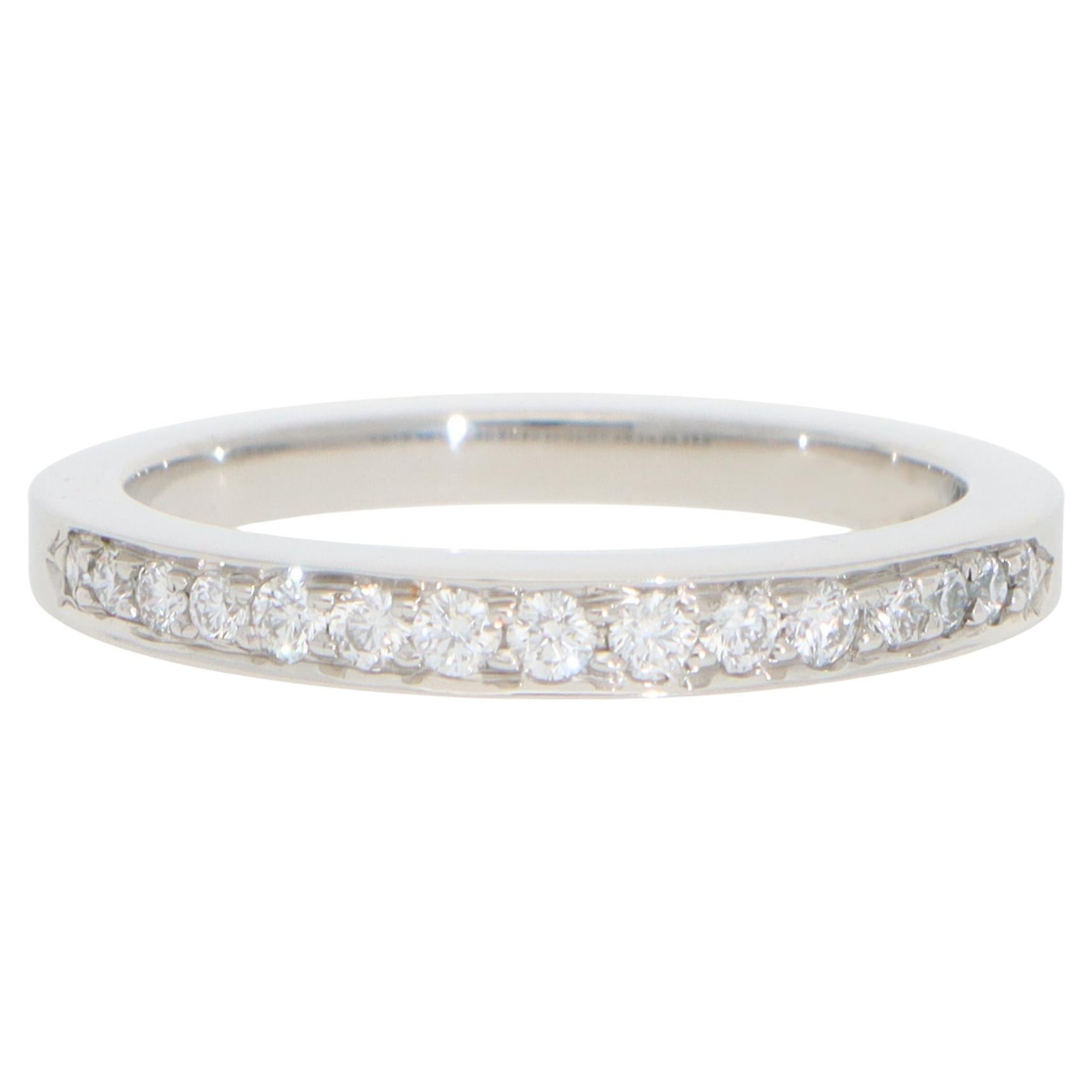Weinlese Tiffany & Co. Halb-Eternity-Diamantring aus Platin