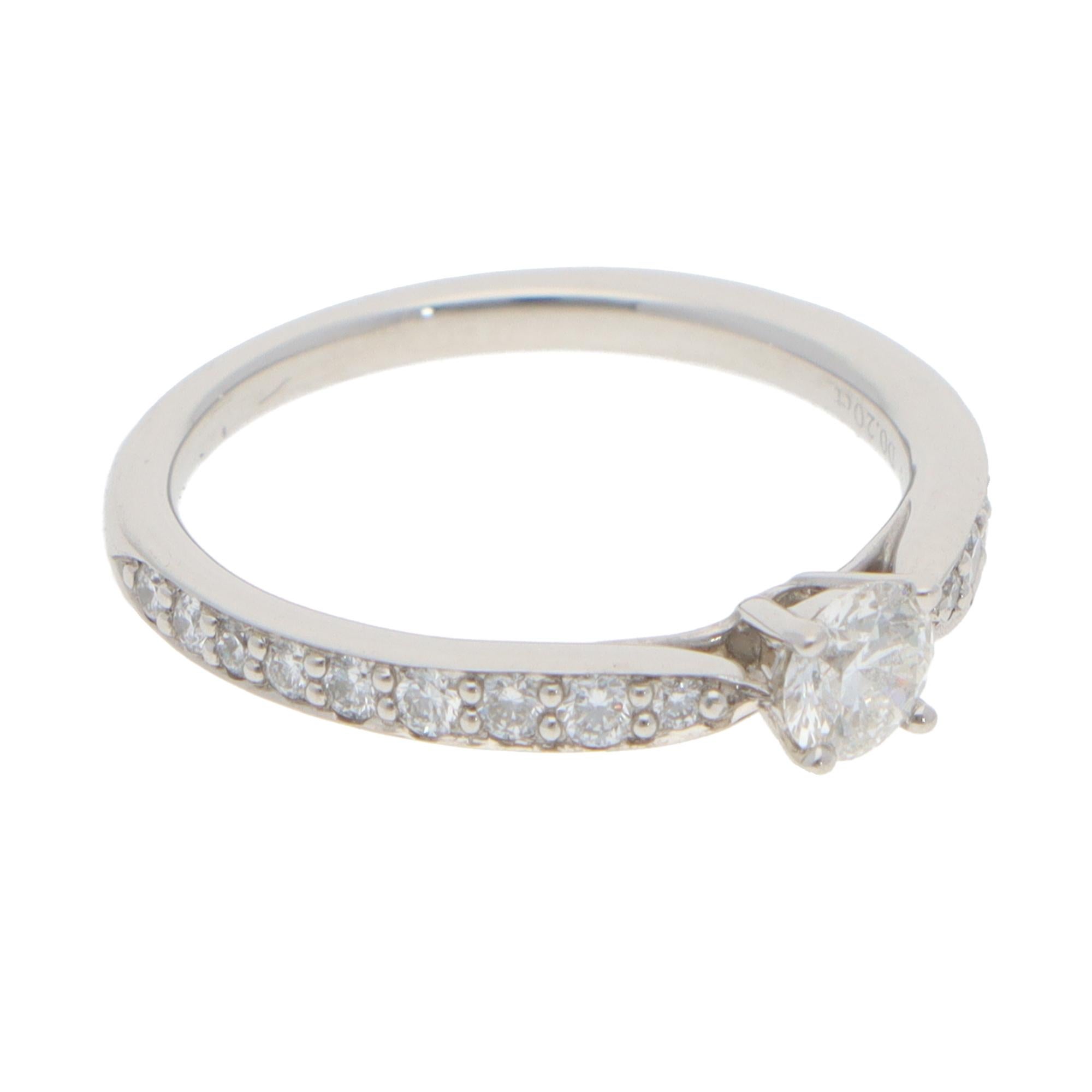 Modern Vintage Tiffany & Co. Harmony 0.20ct Diamond Ring in Platinum