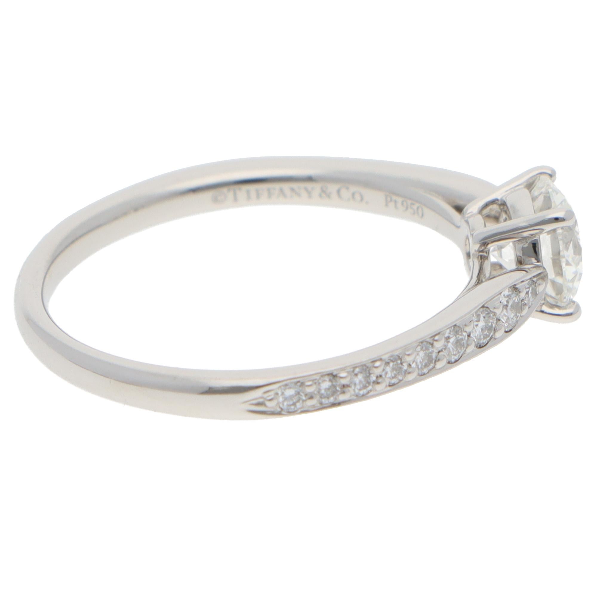 Vintage Tiffany & Co. Harmony Anillo de Diamantes de 0.66 ct en Platino Corte brillante en venta