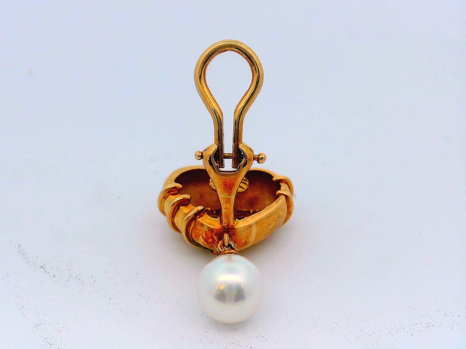 Vintage Tiffany & Co. Heart Cupid Arrow 18K Yellow Gold Earrings W/Pearl For Sale 2