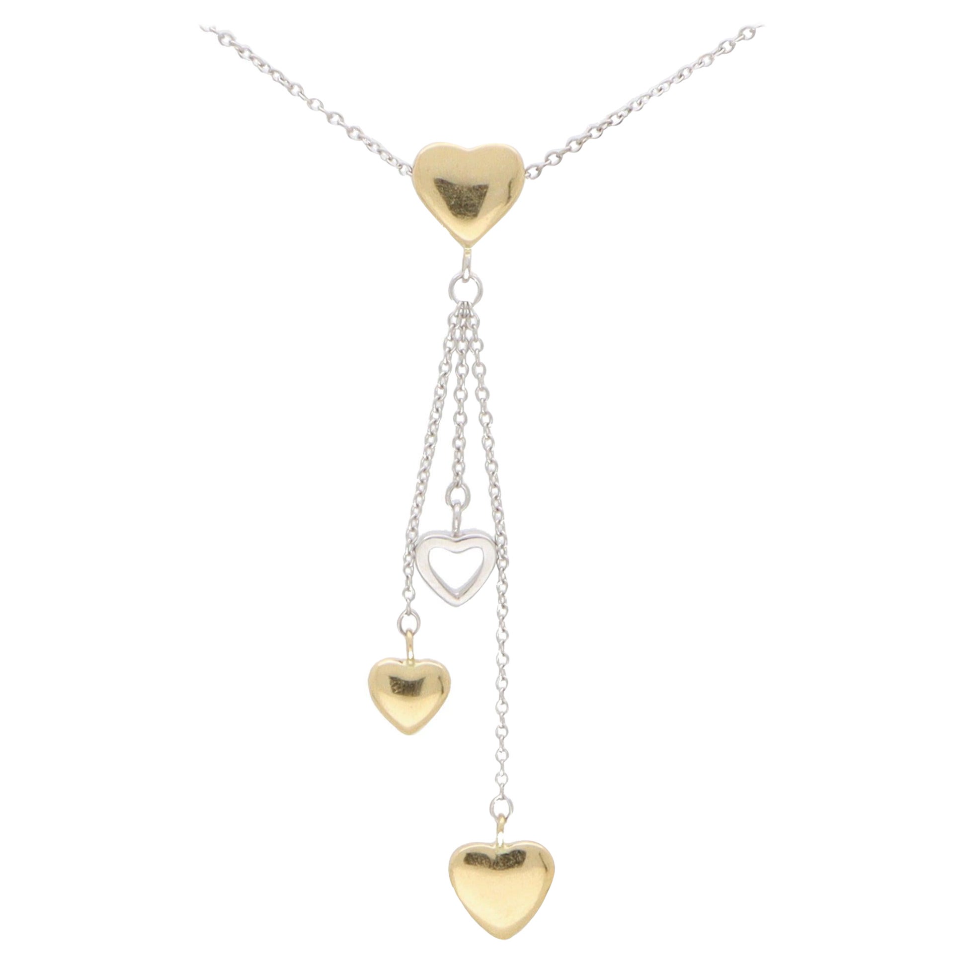 Tiffany 
Co. d
epoca. Collana con cuore a goccia in oro giallo e bianco 18 ct.