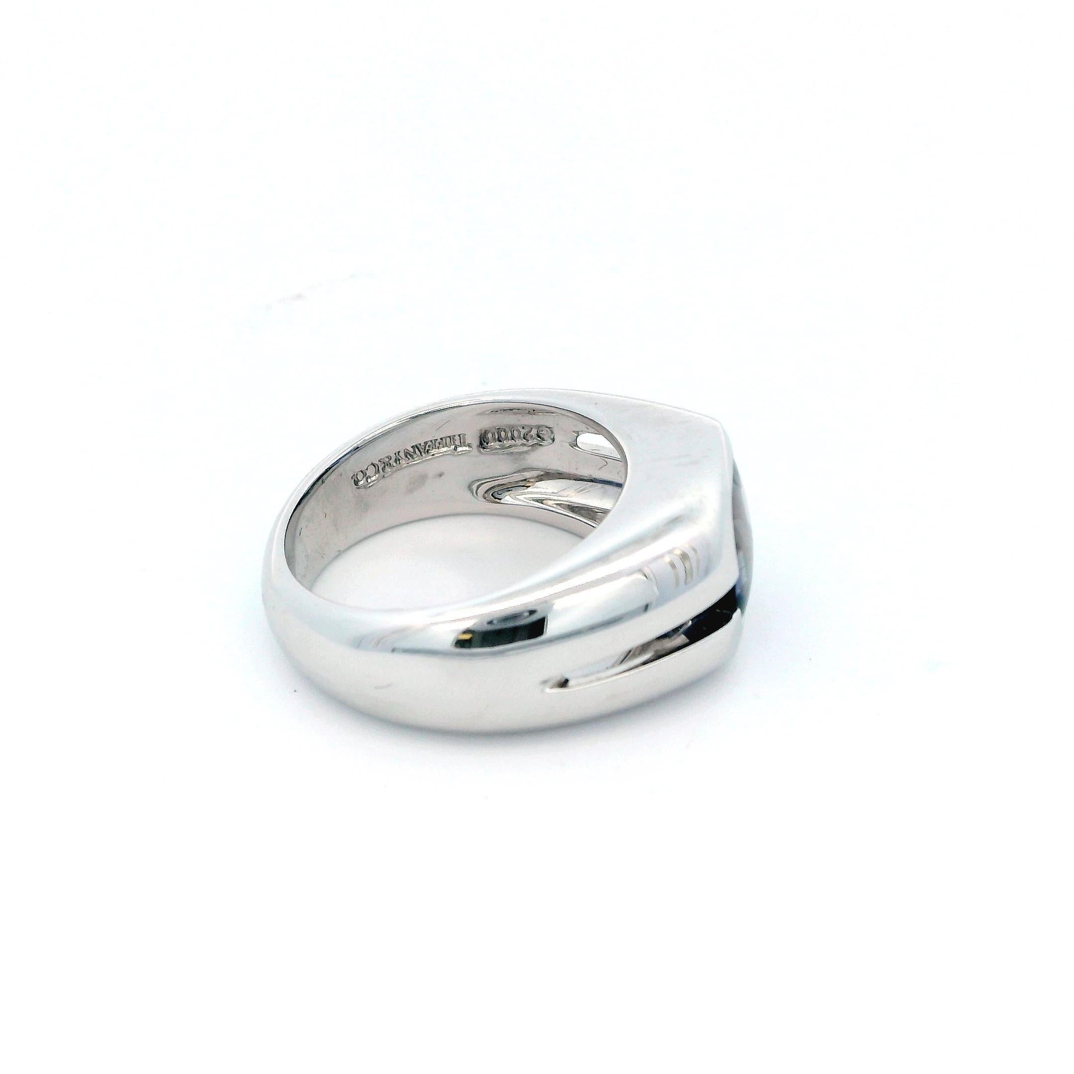 Cabochon Vintage Tiffany & Co. Iolite 18K White Gold Solitaire Ring For Sale