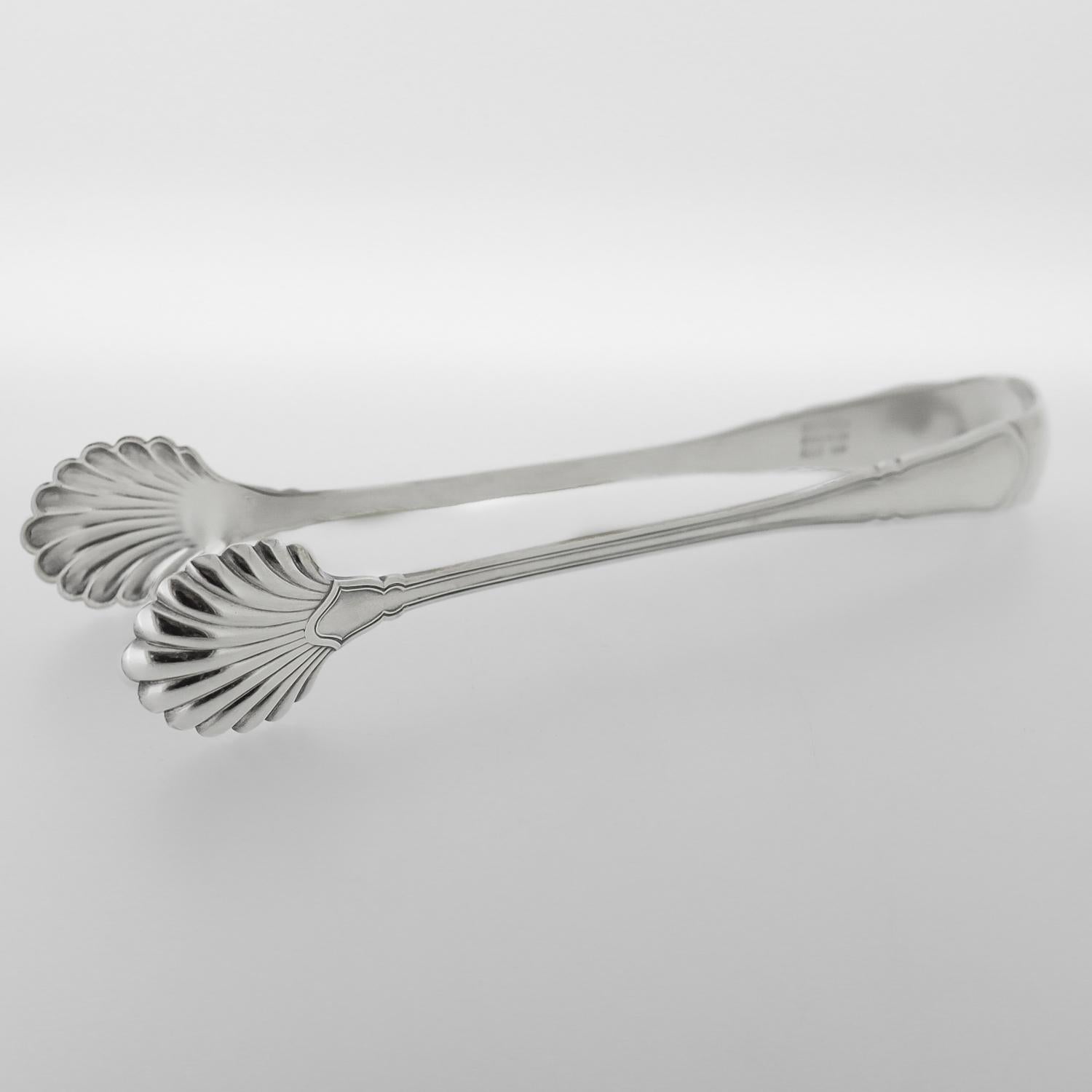 Vintage Tiffany & Co. Tenaza para azúcar o hielo de concha de plata de ley italiana siglo XX en venta